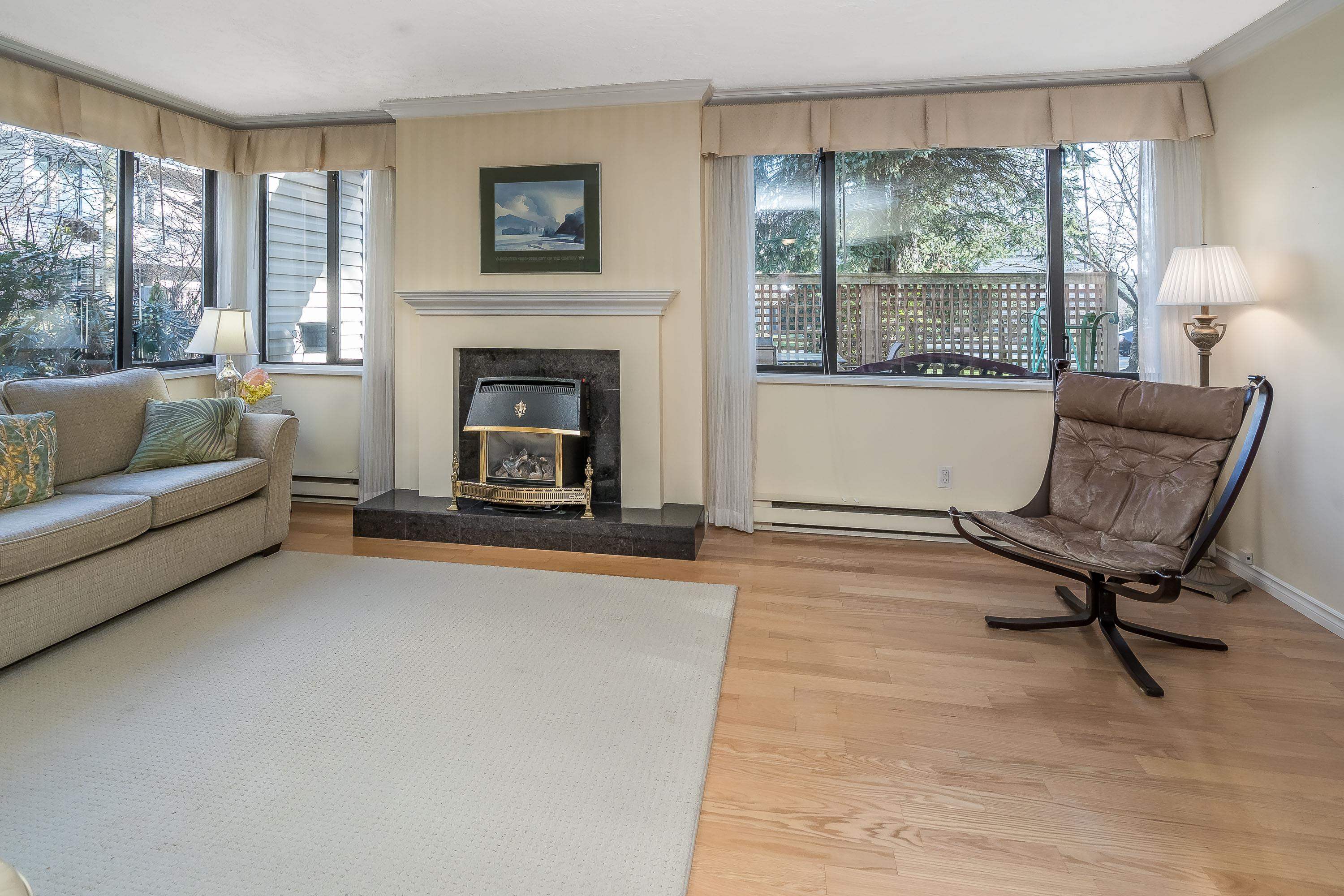 112 15275 19 AVENUE Unit: 112