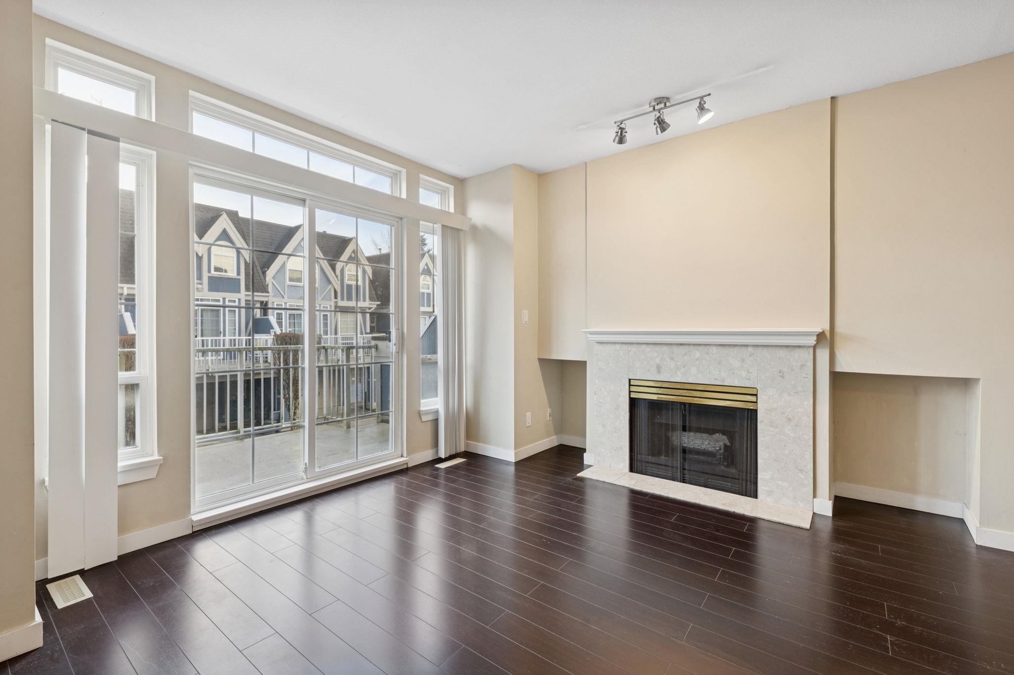 54 11571 THORPE ROAD Unit: 54