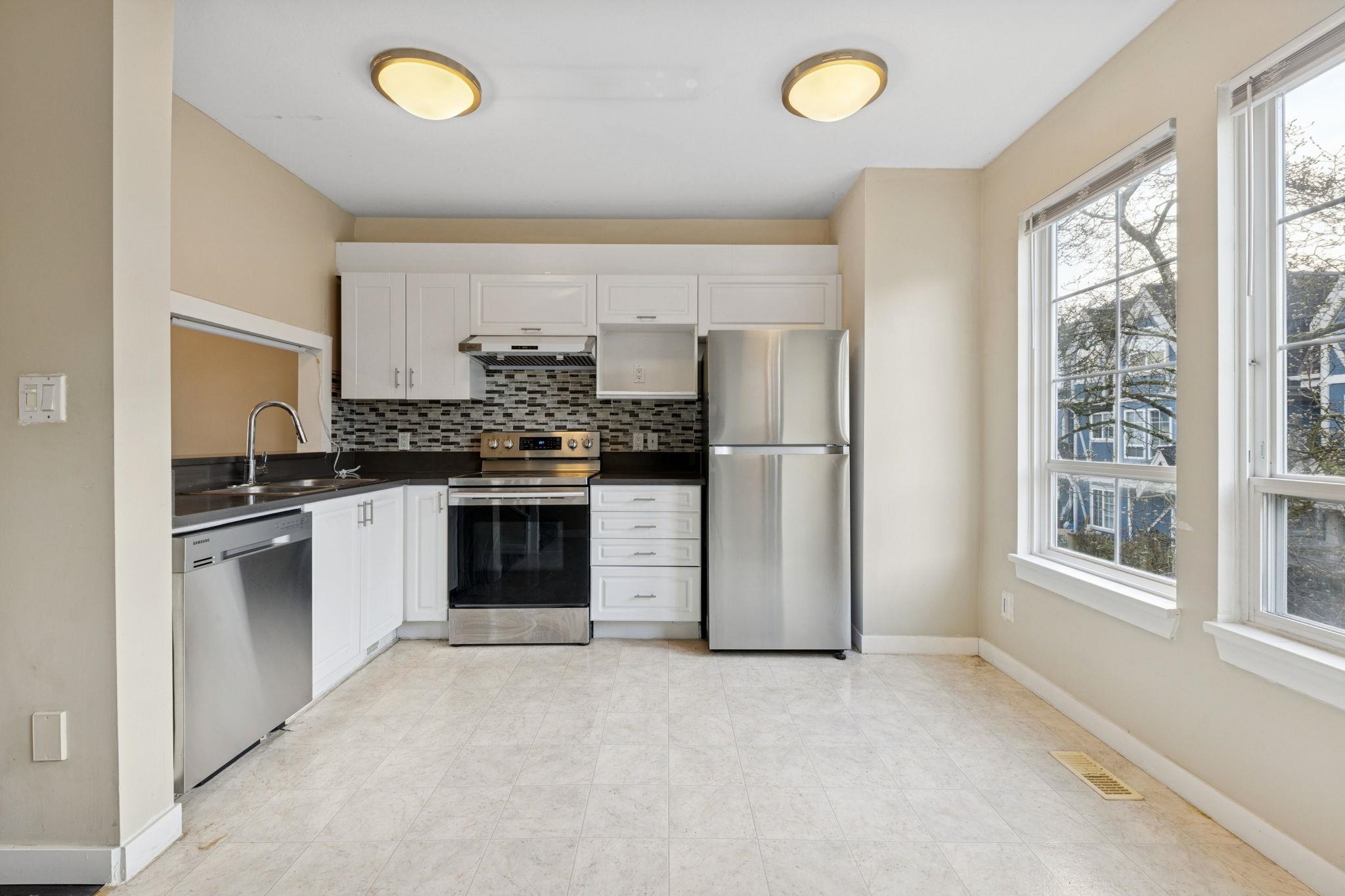 54 11571 THORPE ROAD Unit: 54