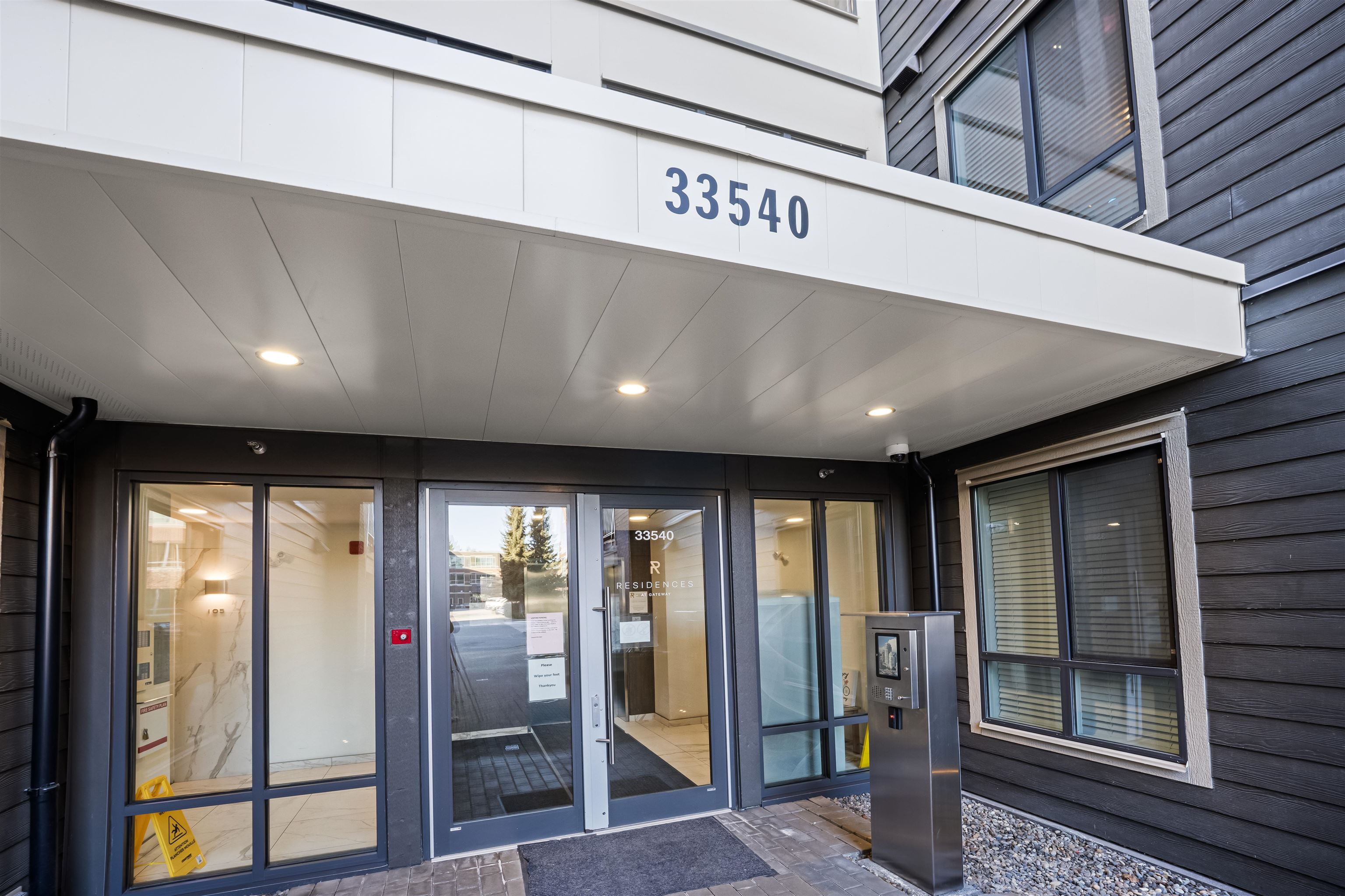 105 33540 MAYFAIR AVENUE Unit: 105