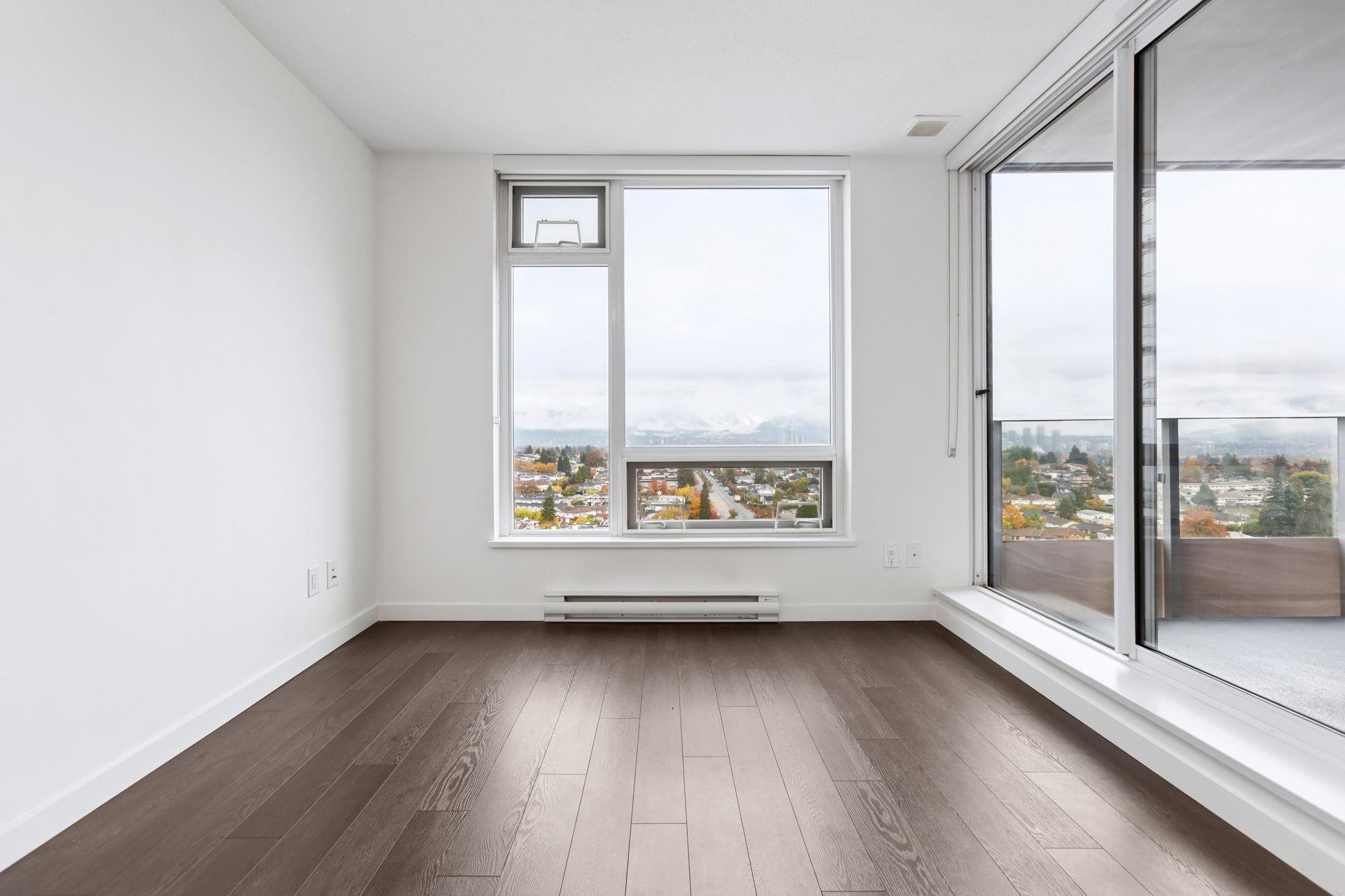 2003 5515 BOUNDARY ROAD Unit: 2003