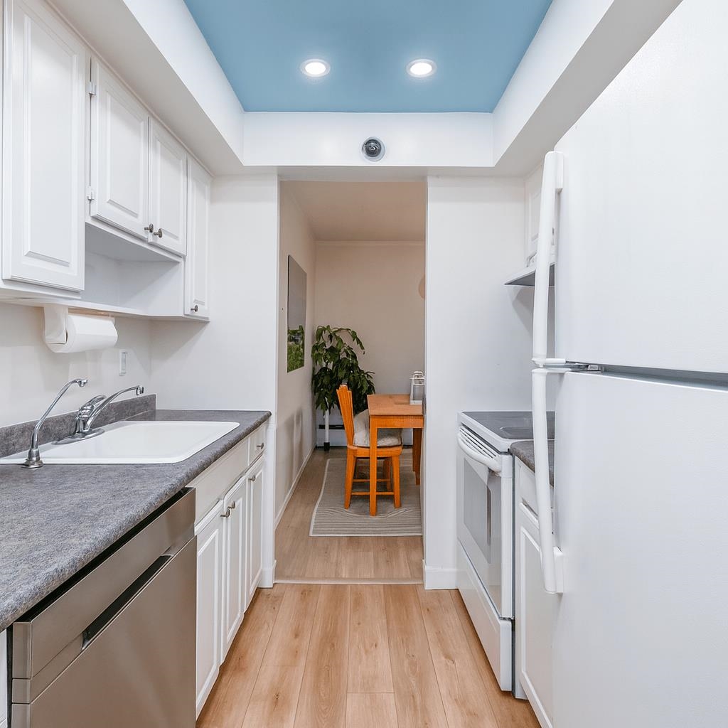 201 2336 WALL STREET Unit: 201