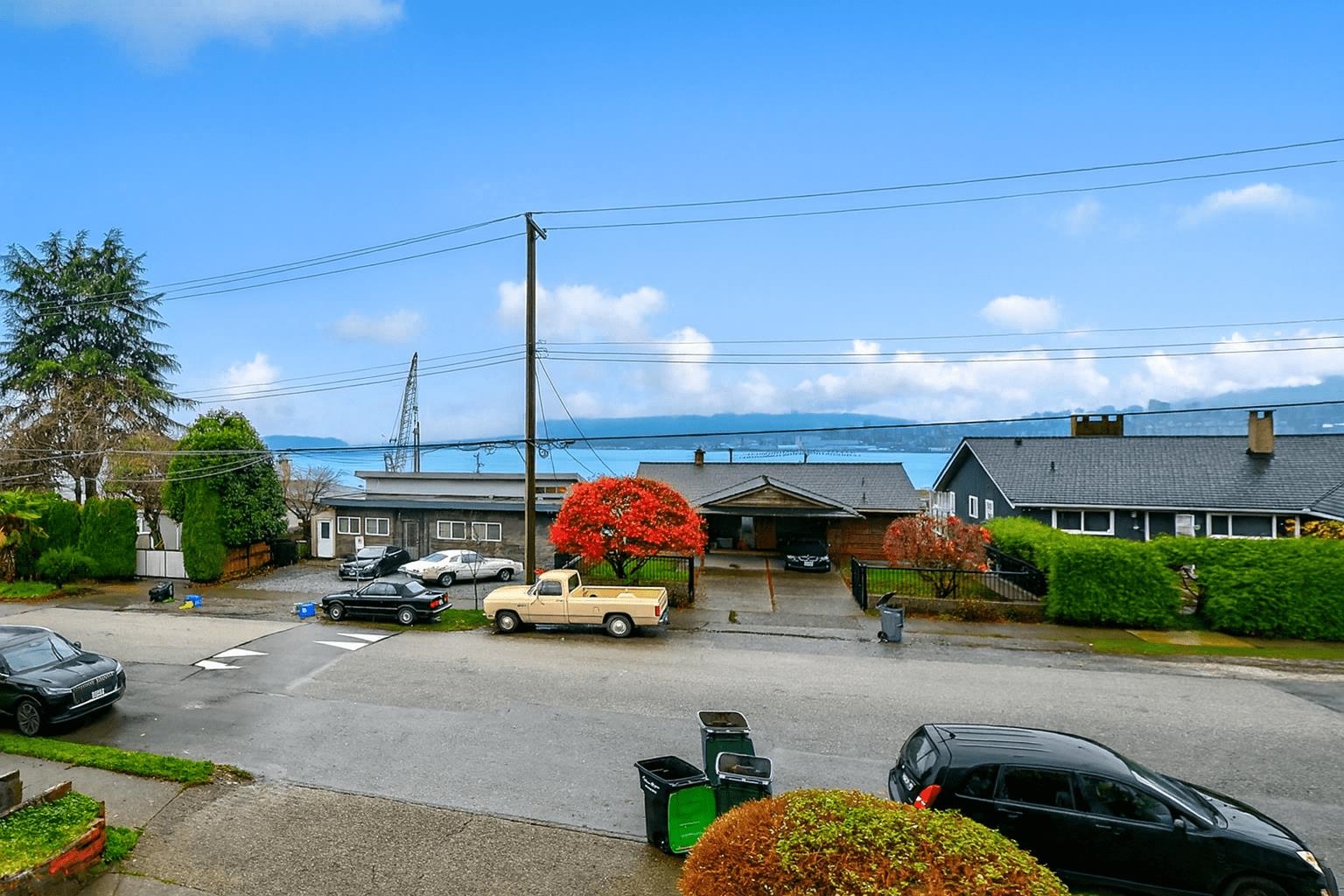 201 2336 WALL STREET Unit: 201