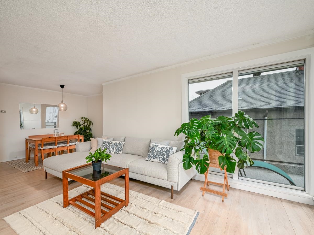 201 2336 WALL STREET Unit: 201