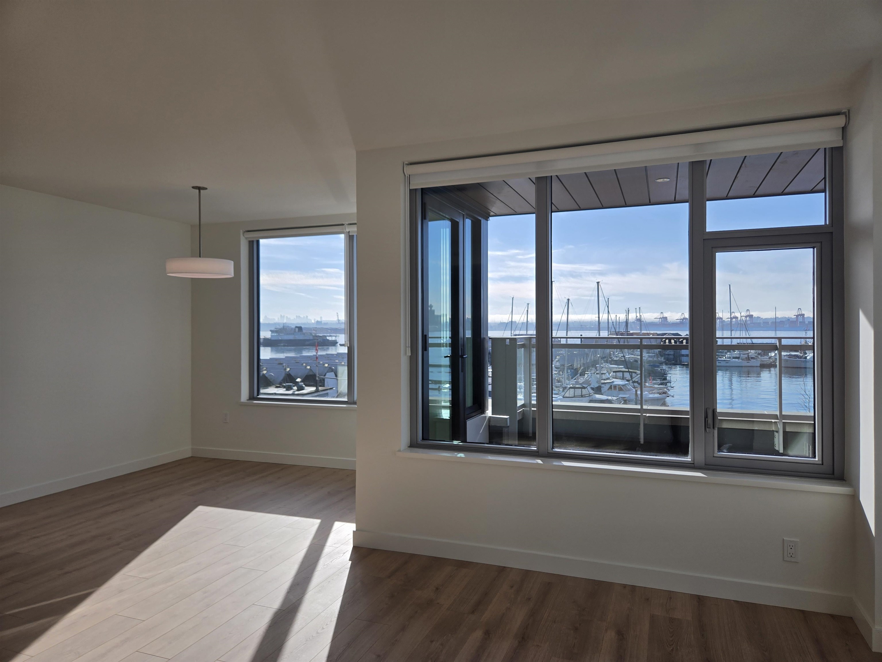 322 755 HARBOURSIDE DRIVE Unit: 322
