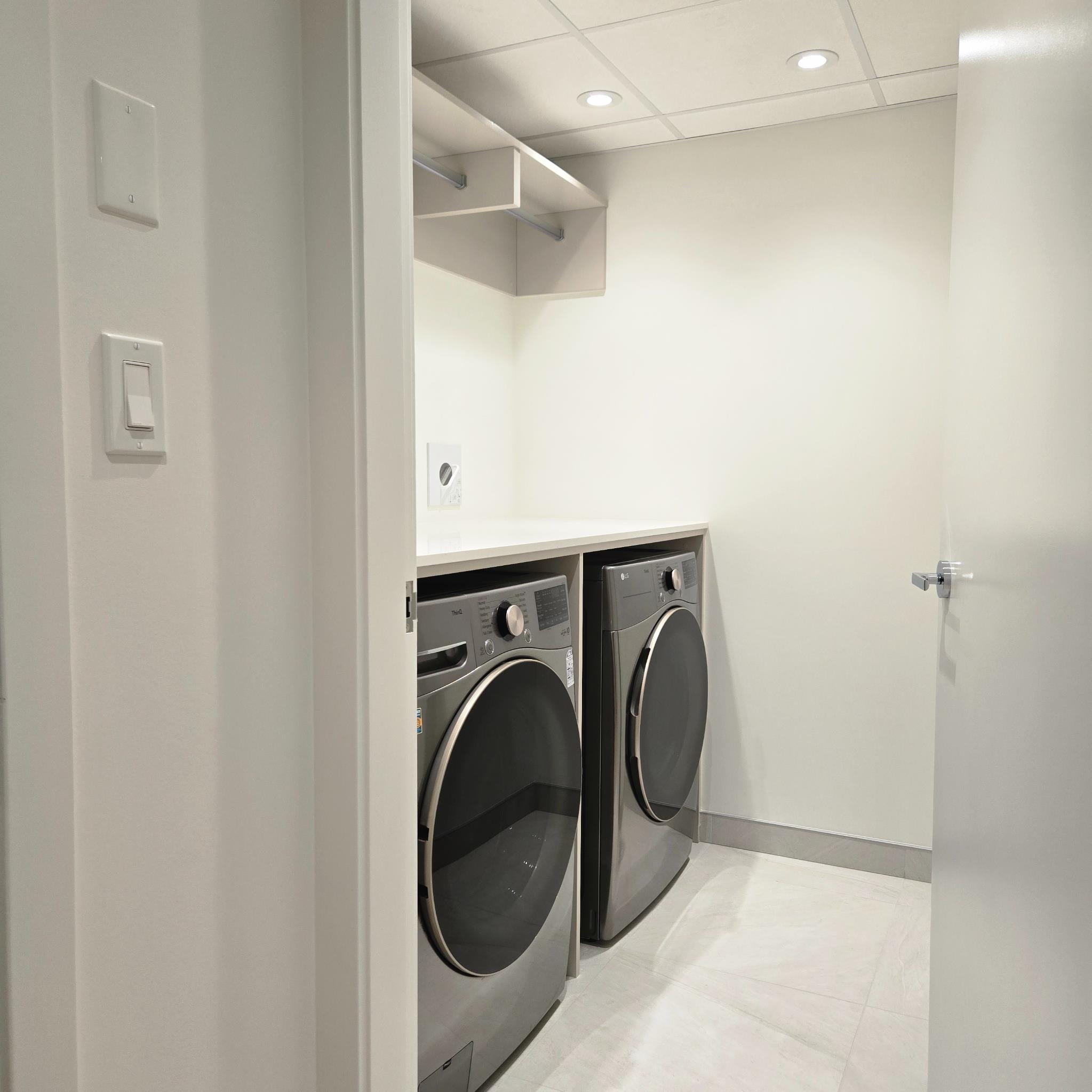 322 755 HARBOURSIDE DRIVE Unit: 322