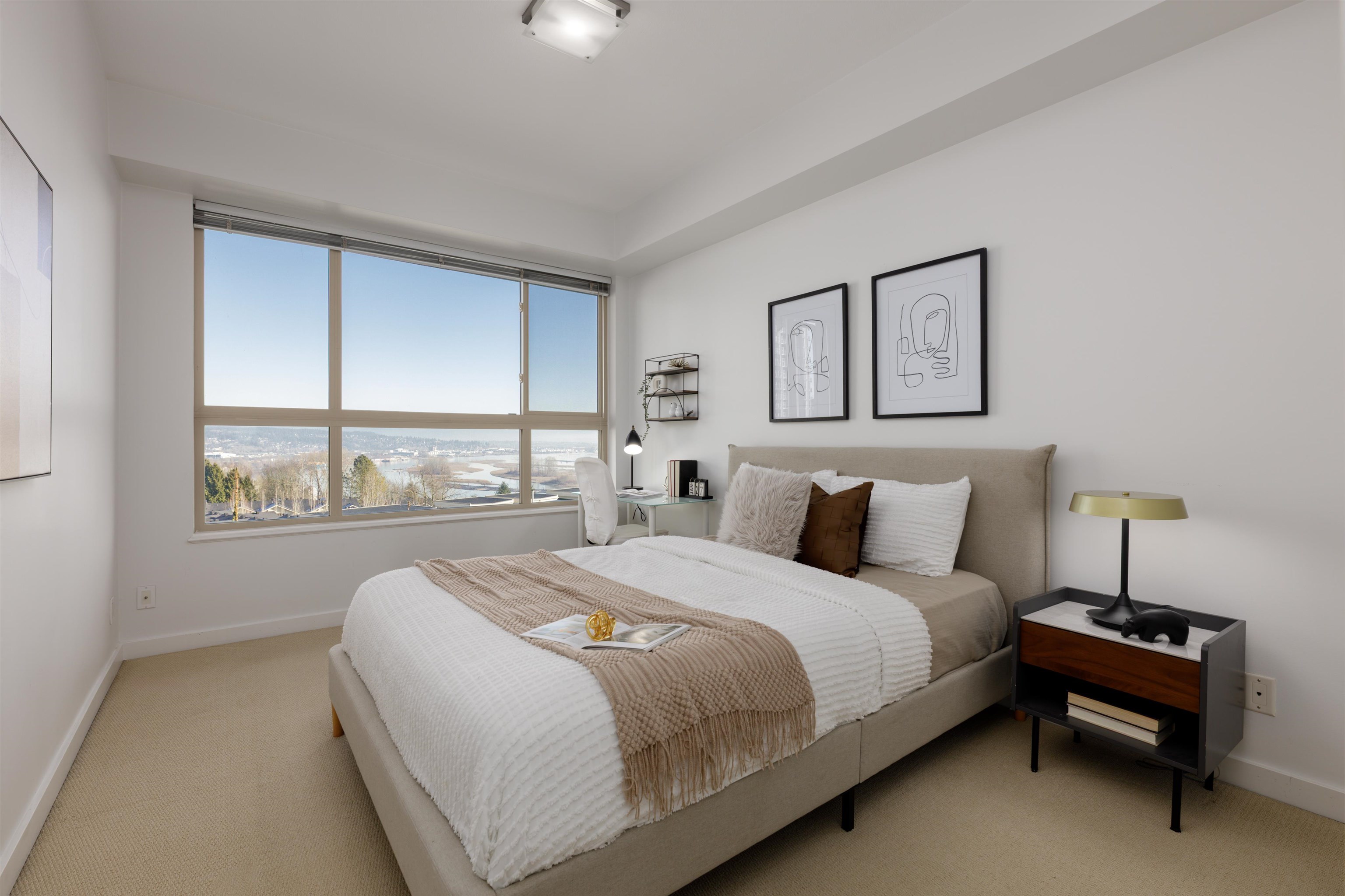 404 265 ROSS DRIVE Unit: 404