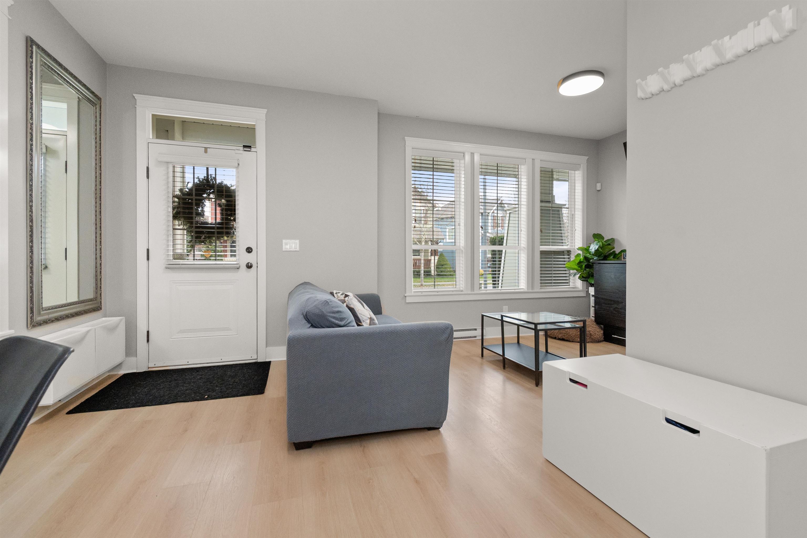 10 45137 NICOMEN CRESCENT Unit: 10