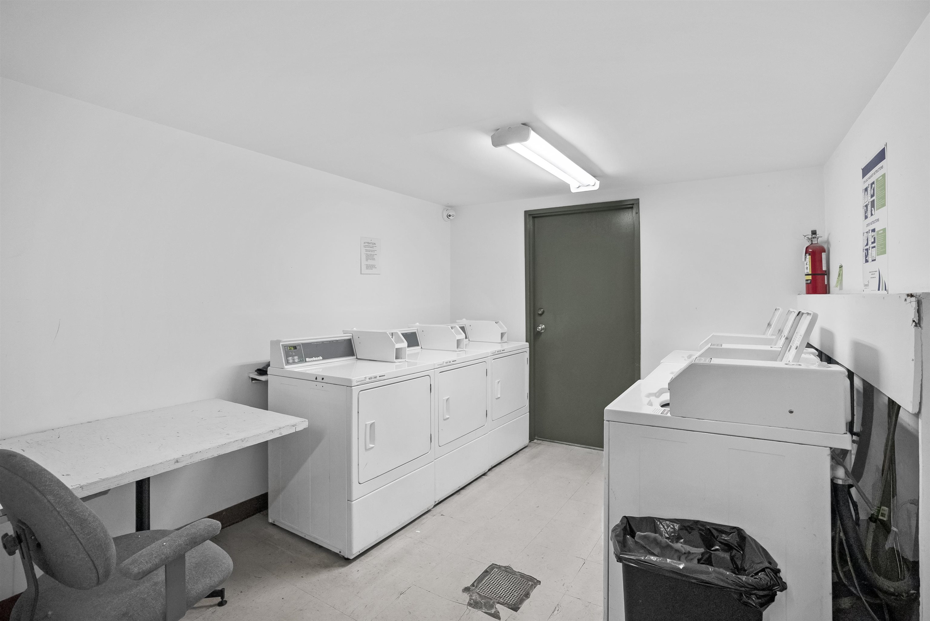 303 975 E BROADWAY Unit: 303