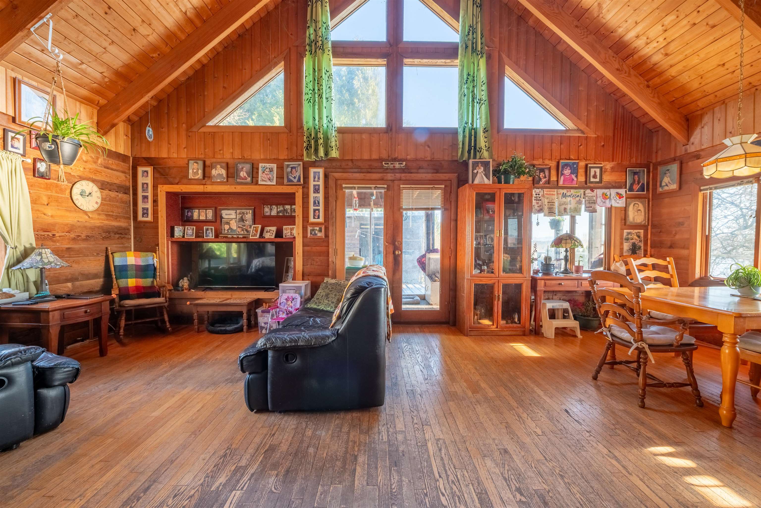 1 24578 LOUGHEED HIGHWAY Unit: 1