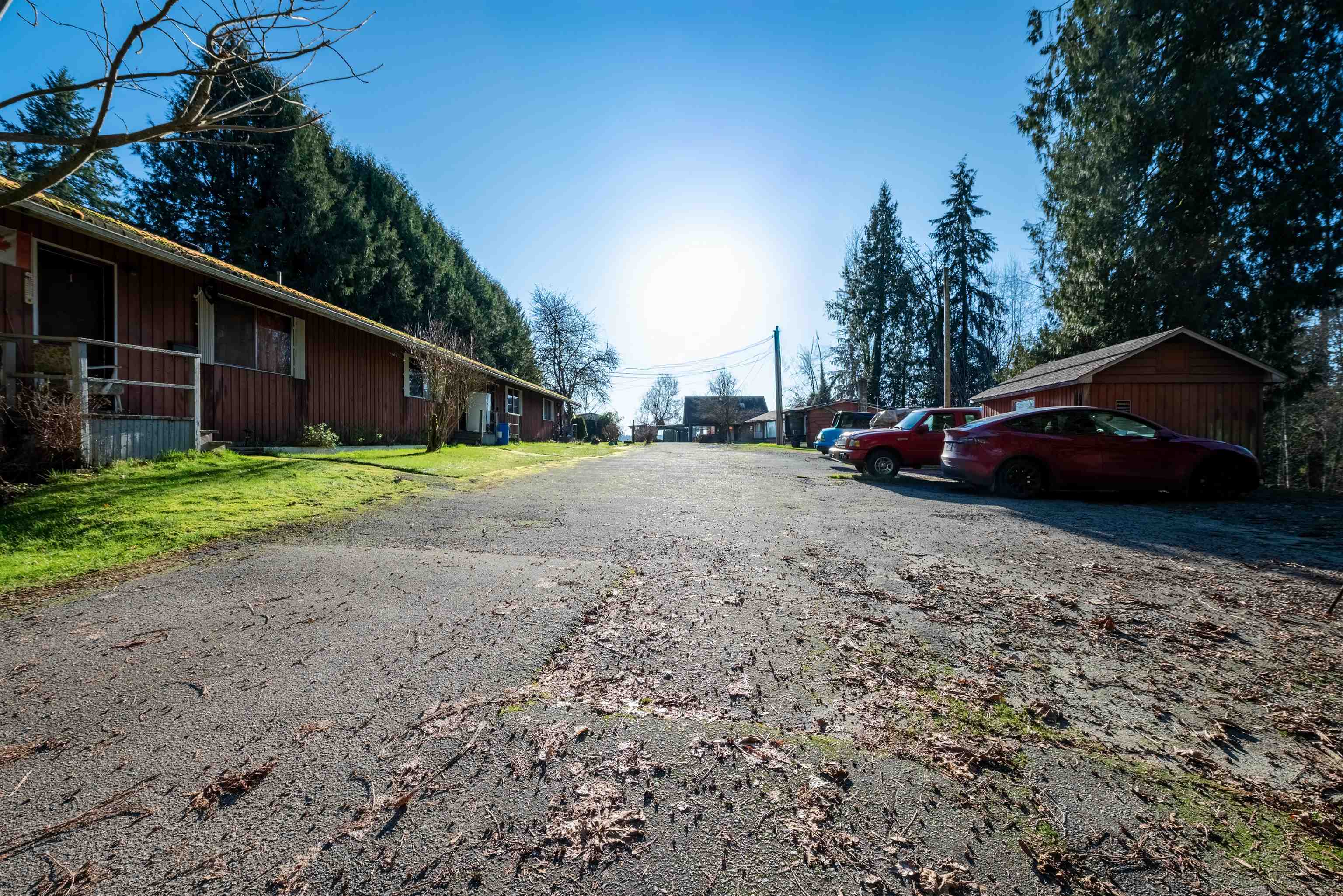 1 24578 LOUGHEED HIGHWAY Unit: 1