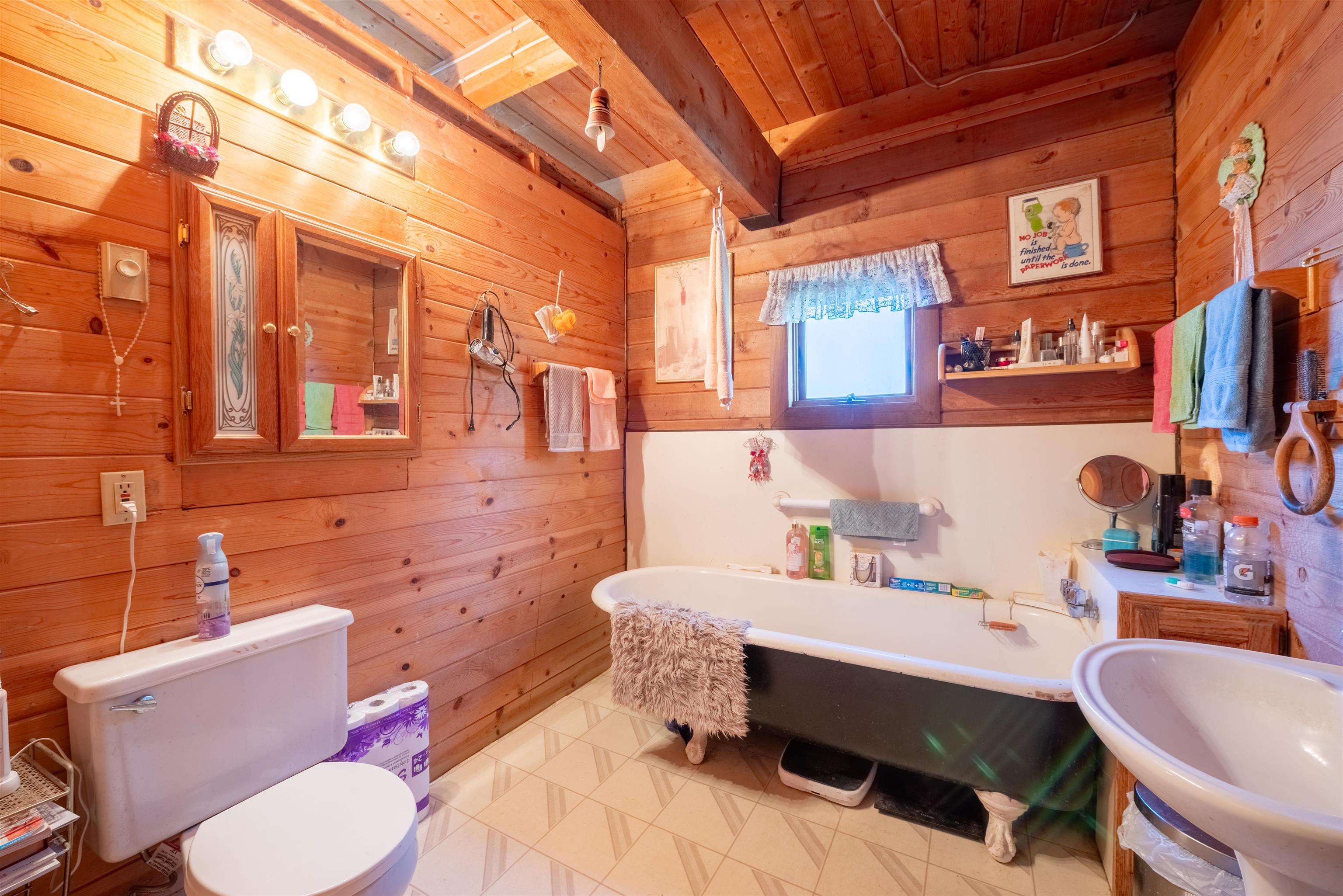 1 24578 LOUGHEED HIGHWAY Unit: 1