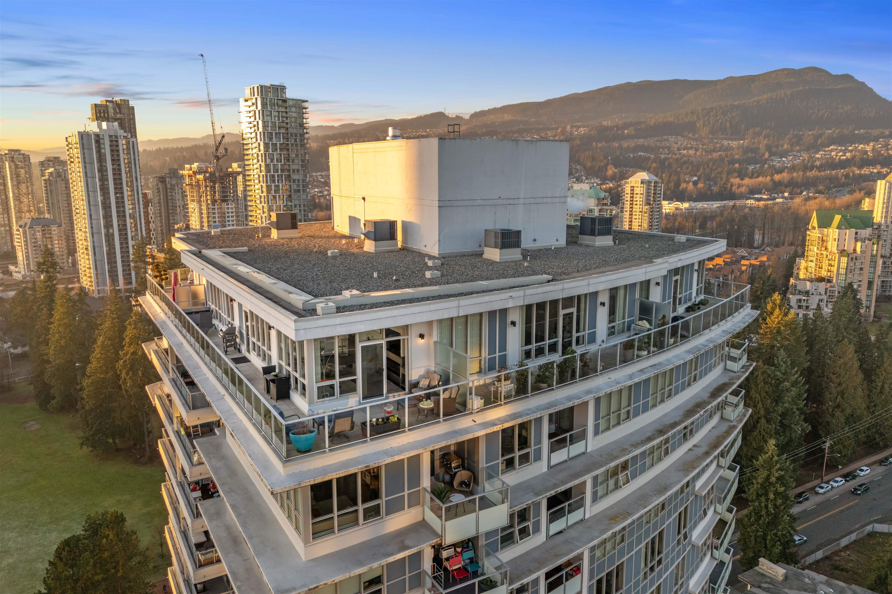 2903 3093 WINDSOR GATE Unit: 2903