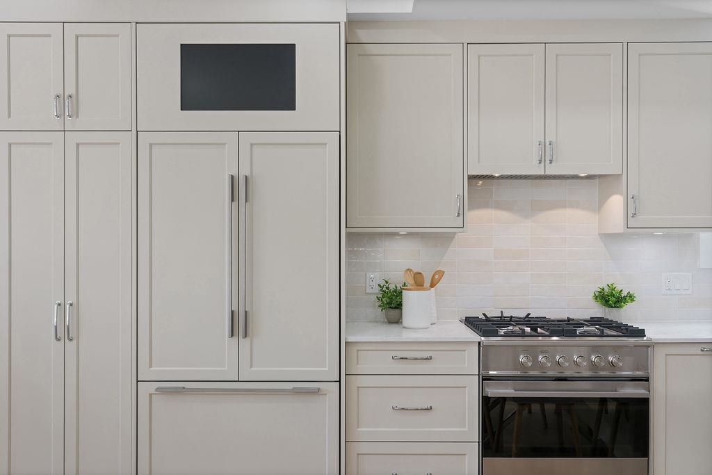 1 2447 E 41ST AVENUE Unit: 1