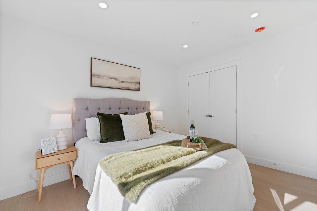 1 2447 E 41ST AVENUE Unit: 1