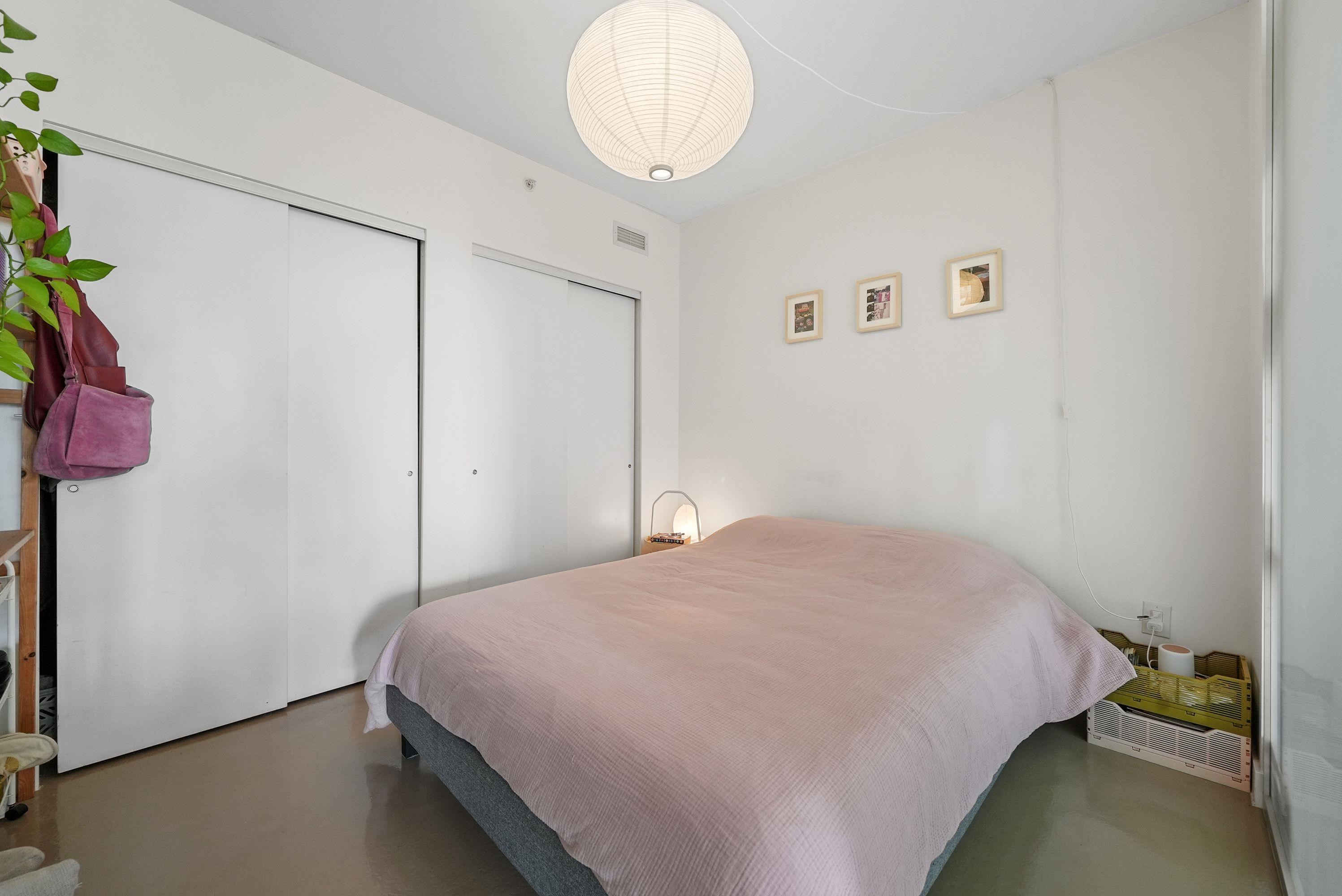 715 221 UNION STREET Unit: 715