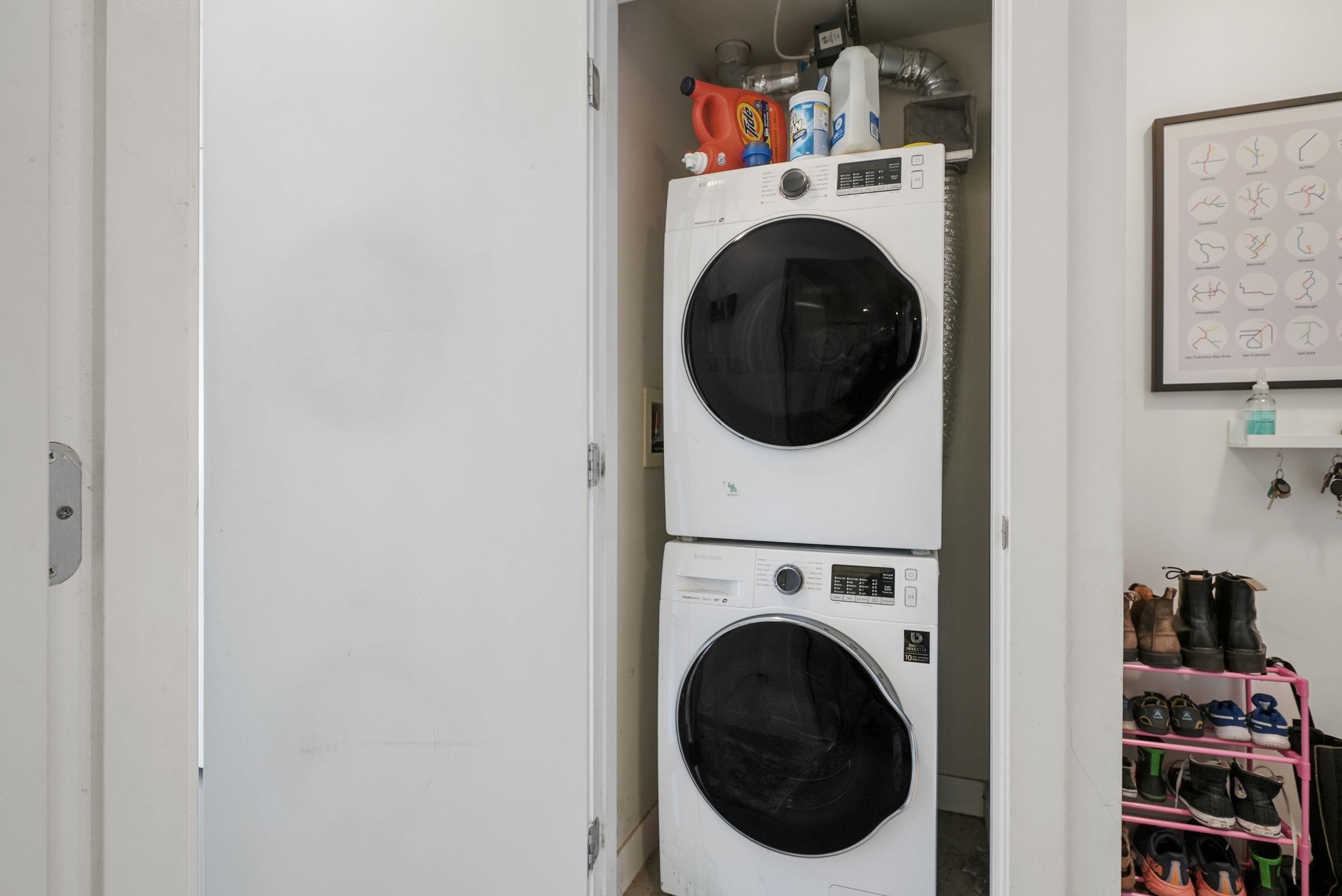 715 221 UNION STREET Unit: 715