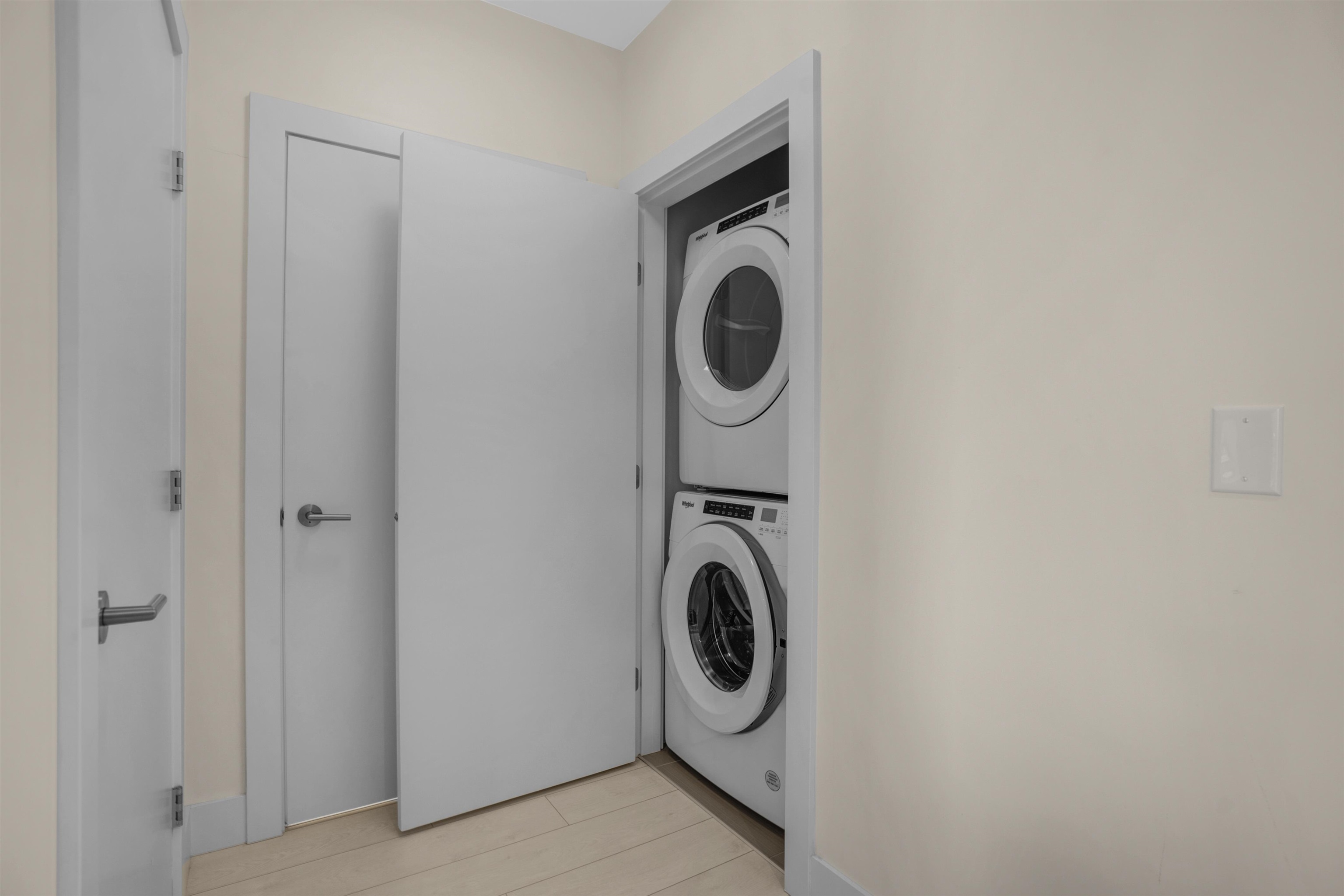 2308 3438 SAWMILL CRESCENT Unit: 2308