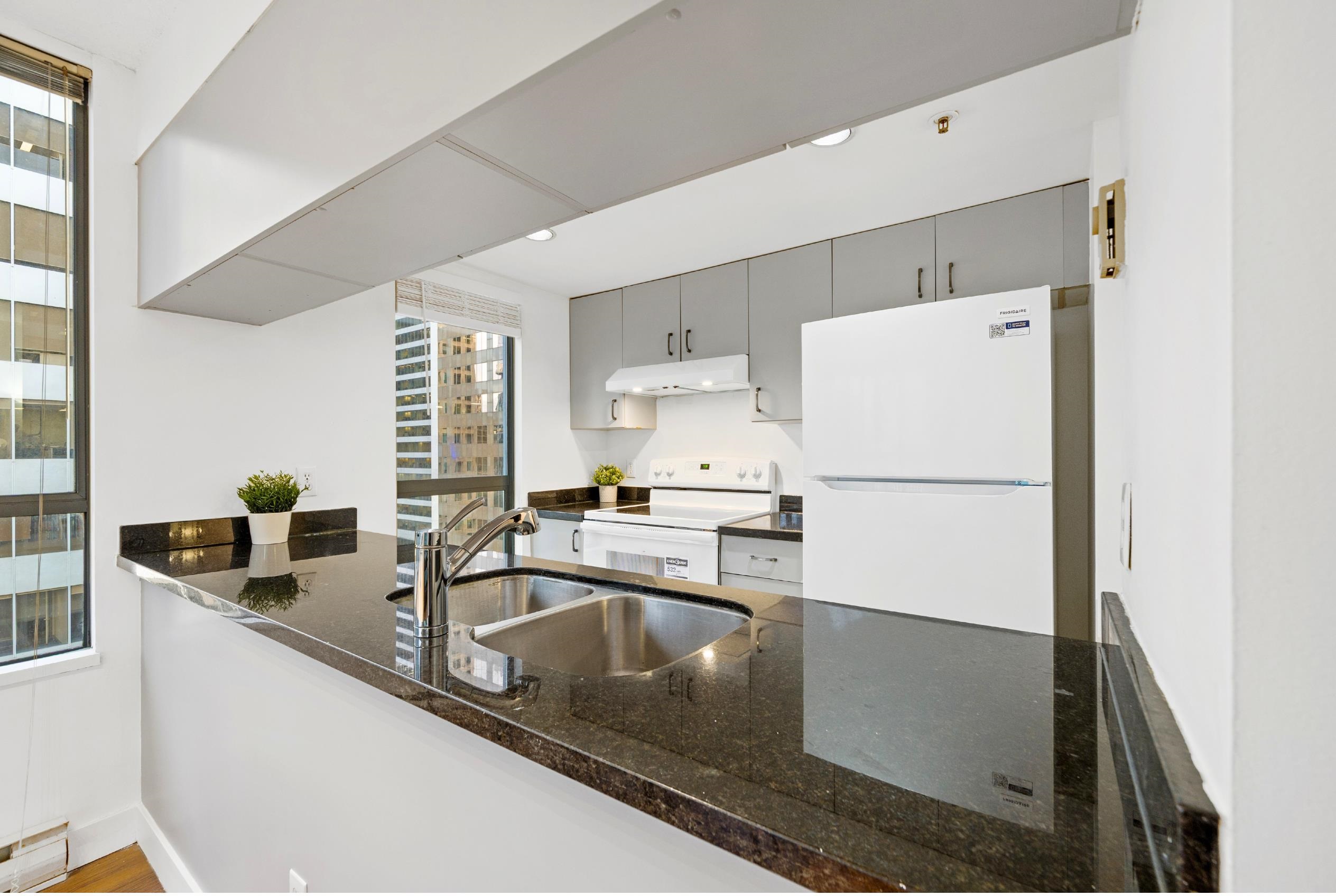 1006 1060 ALBERNI STREET Unit: 1006