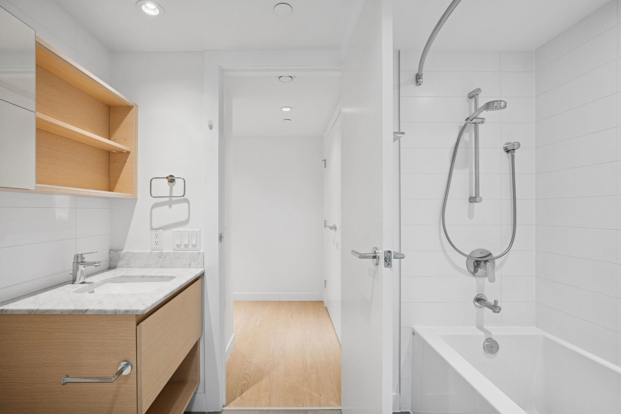 2607 908 QUAYSIDE DRIVE Unit: 2607