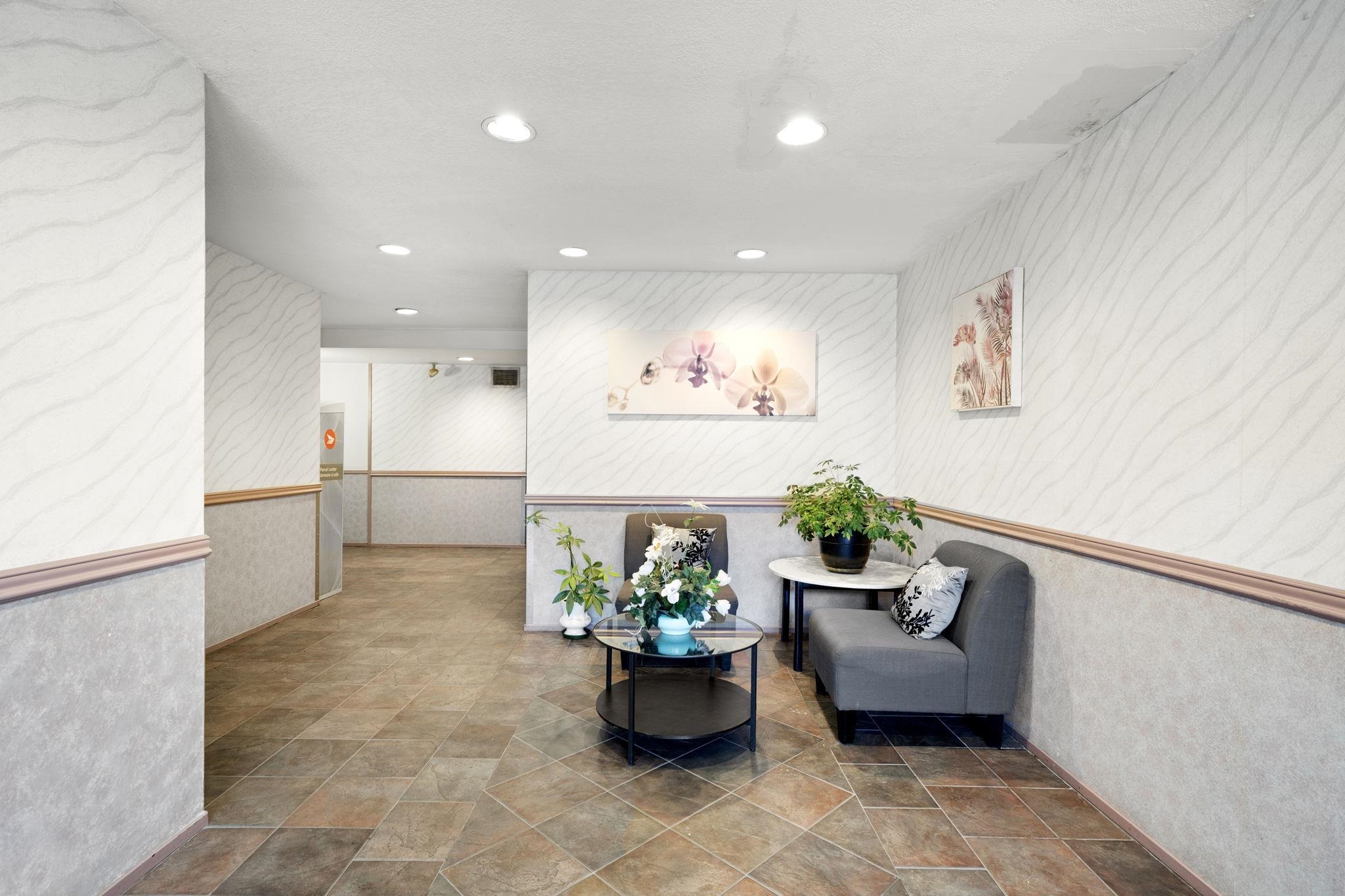 301 601 NORTH ROAD Unit: 301