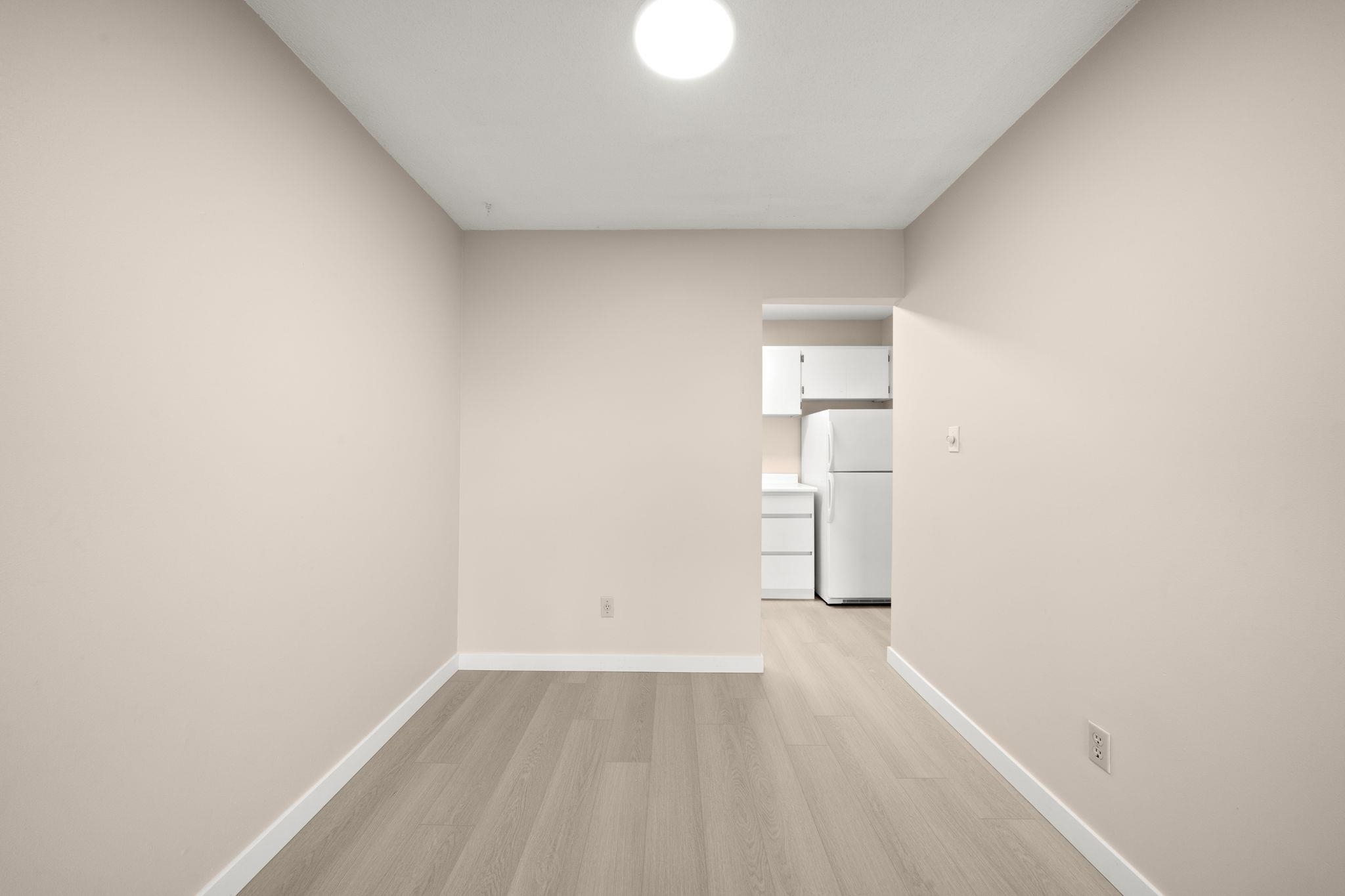 301 601 NORTH ROAD Unit: 301