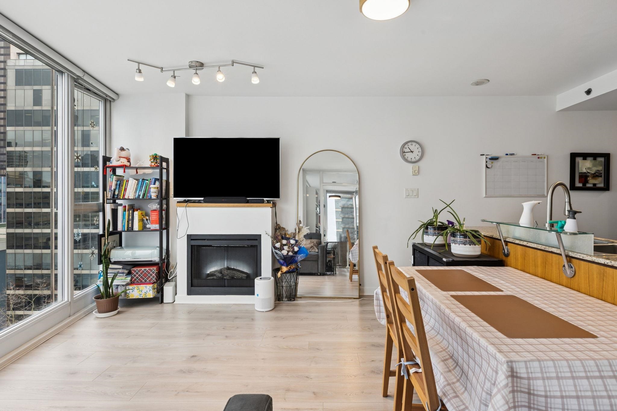 1101 822 SEYMOUR STREET Unit: 1101