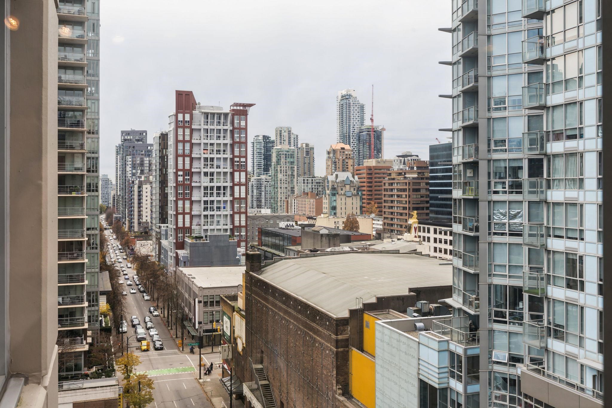 1101 822 SEYMOUR STREET Unit: 1101