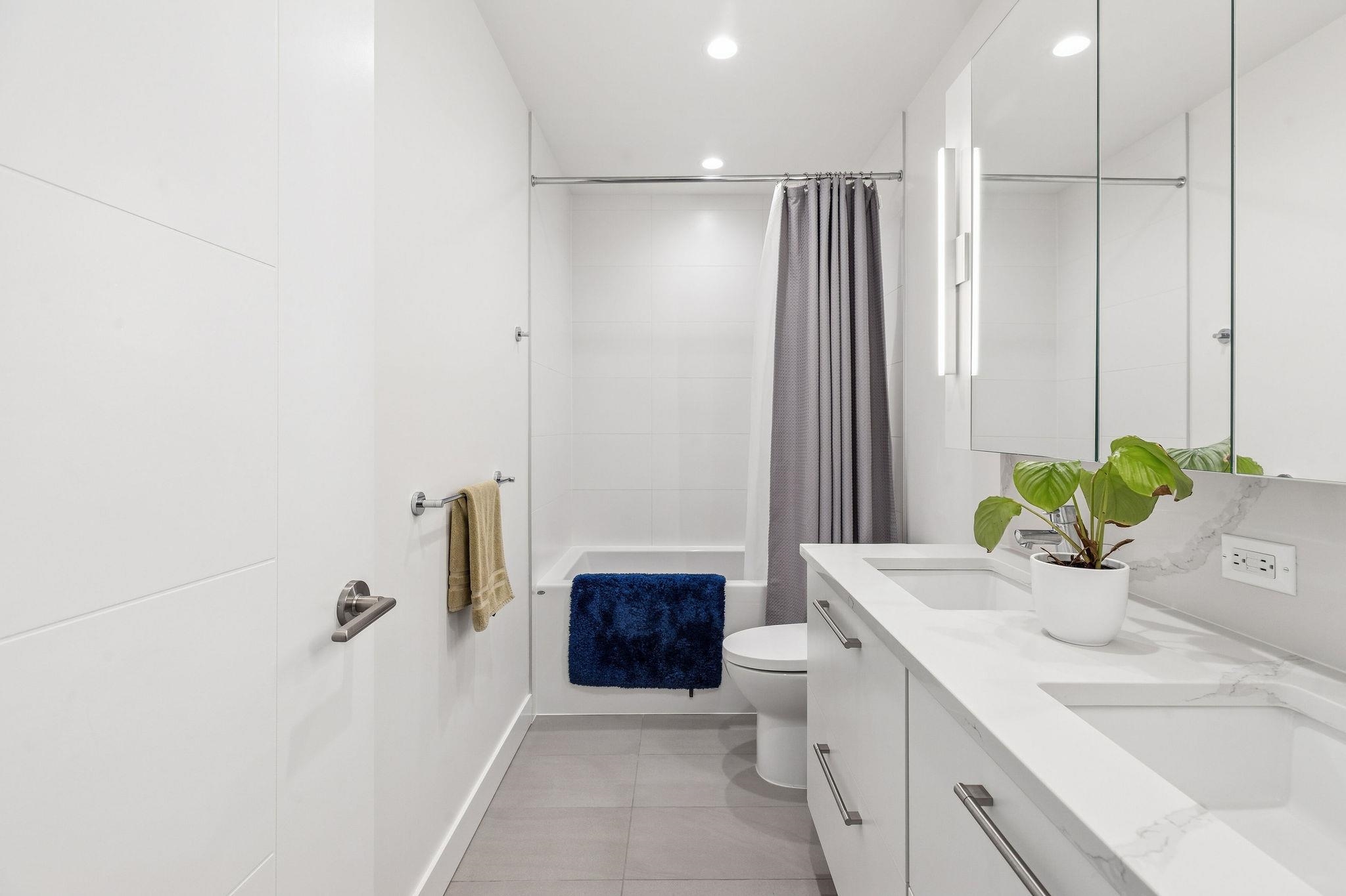 266 2035 GLENAIRE DRIVE Unit: 266