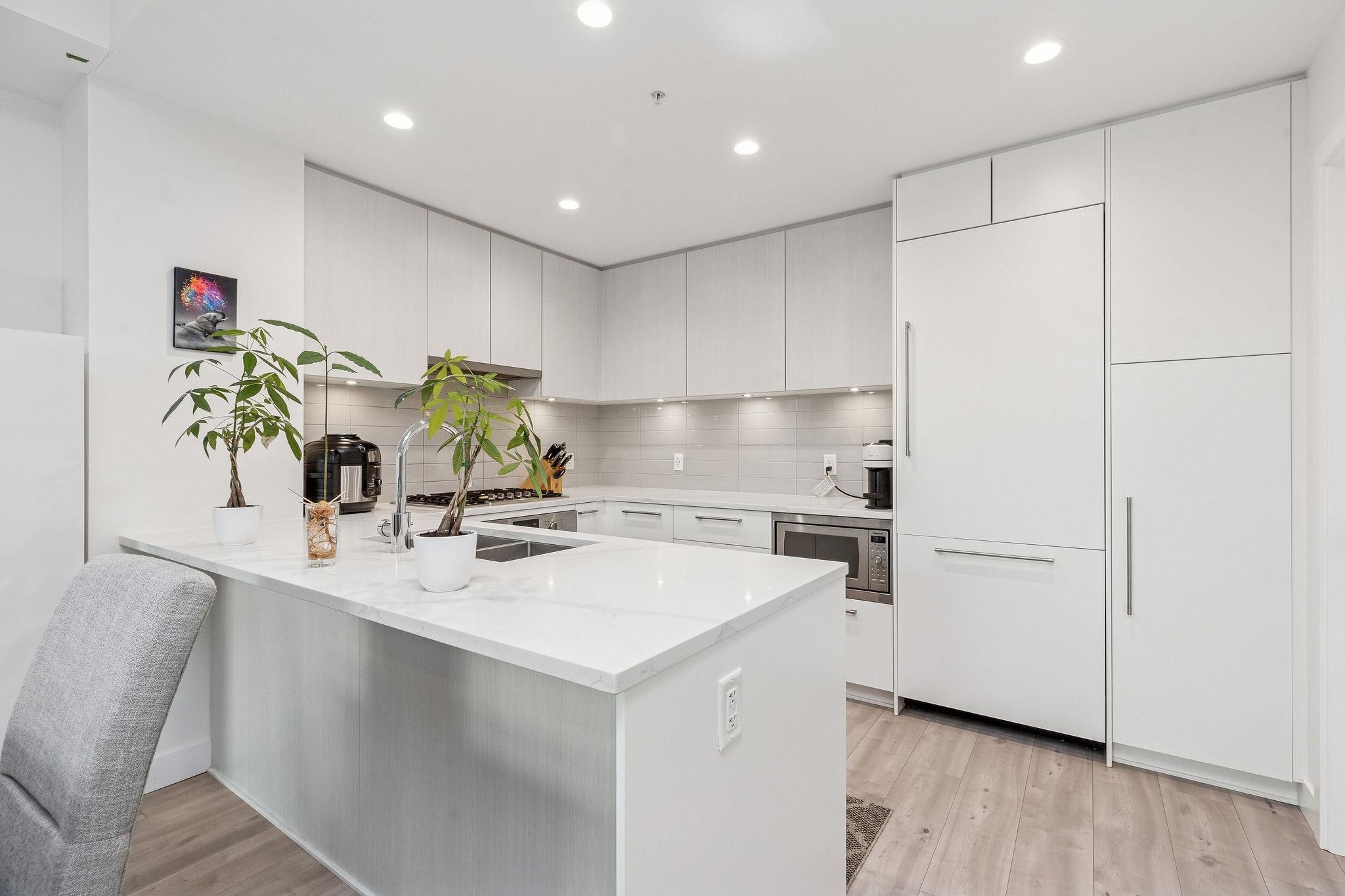 266 2035 GLENAIRE DRIVE Unit: 266