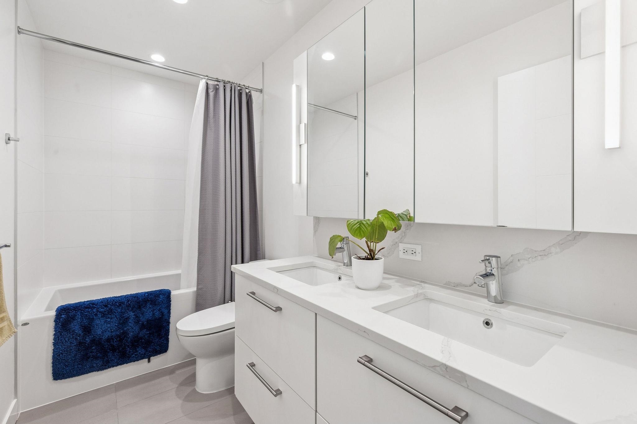 266 2035 GLENAIRE DRIVE Unit: 266