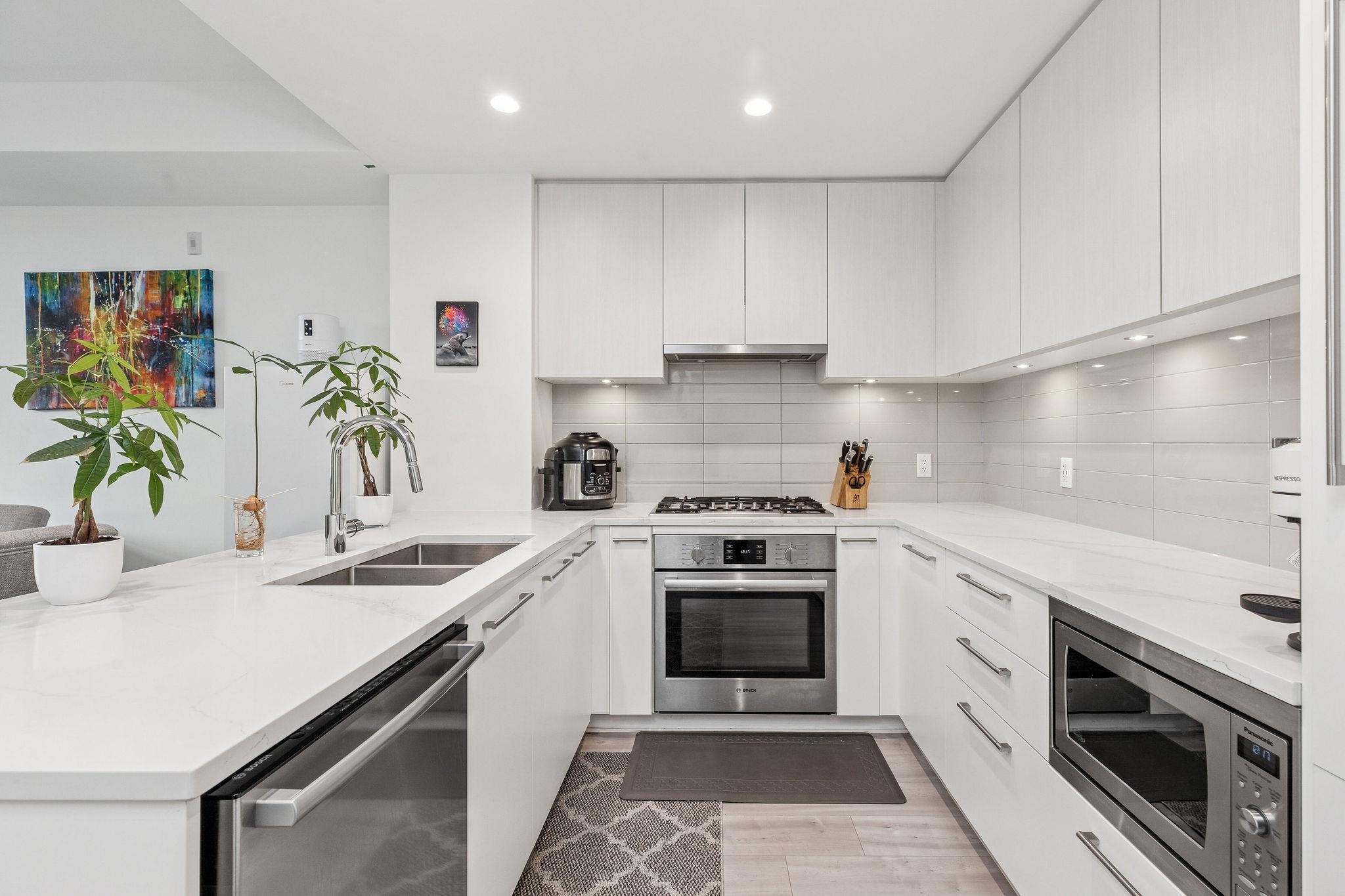 266 2035 GLENAIRE DRIVE Unit: 266