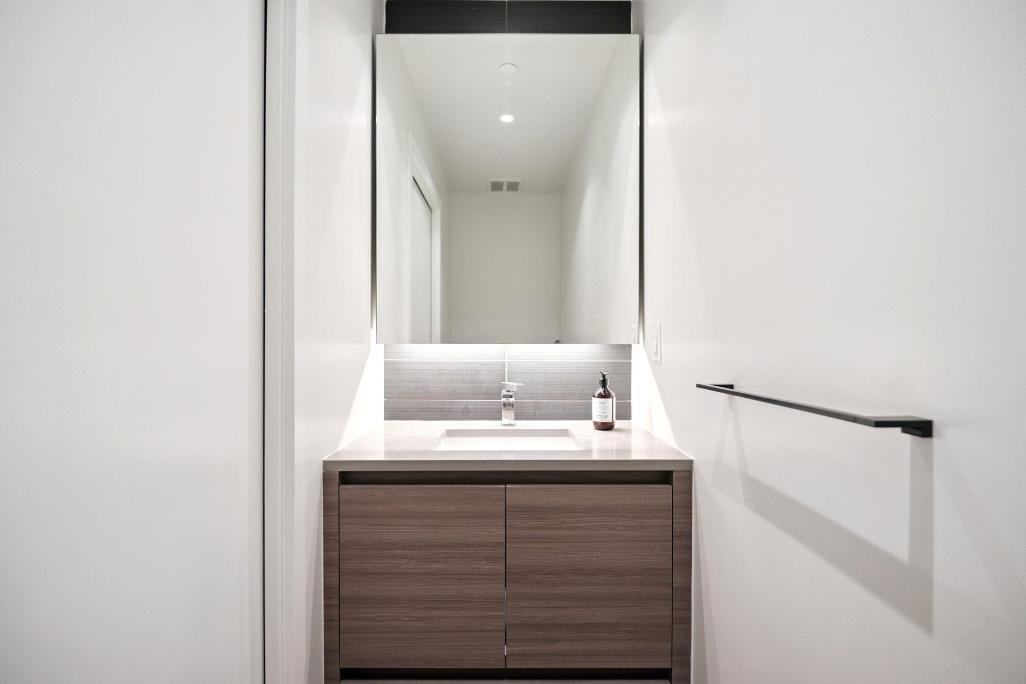 6 8589 RIVERGRASS DRIVE Unit: 6