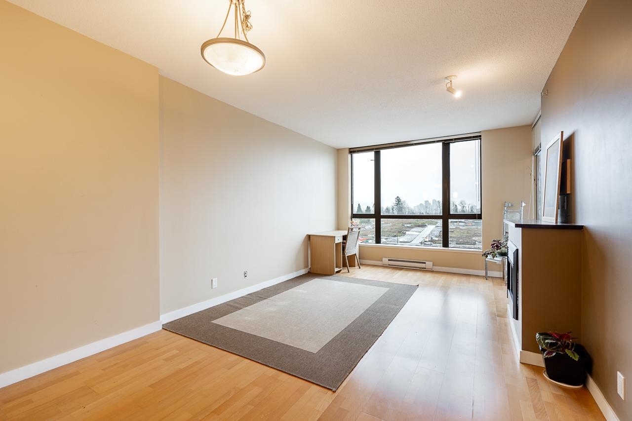 1701 400 CAPILANO ROAD Unit: 1701