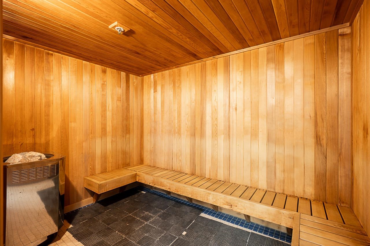 304 4380 HALIFAX STREET Unit: 304