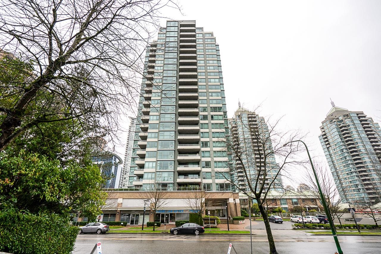 304 4380 HALIFAX STREET Unit: 304