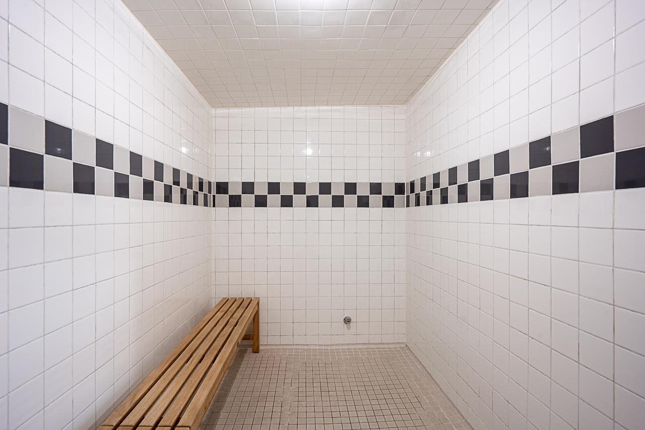 304 4380 HALIFAX STREET Unit: 304