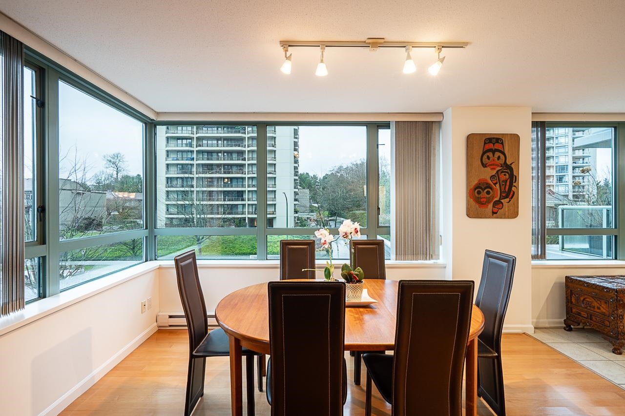 304 4380 HALIFAX STREET Unit: 304