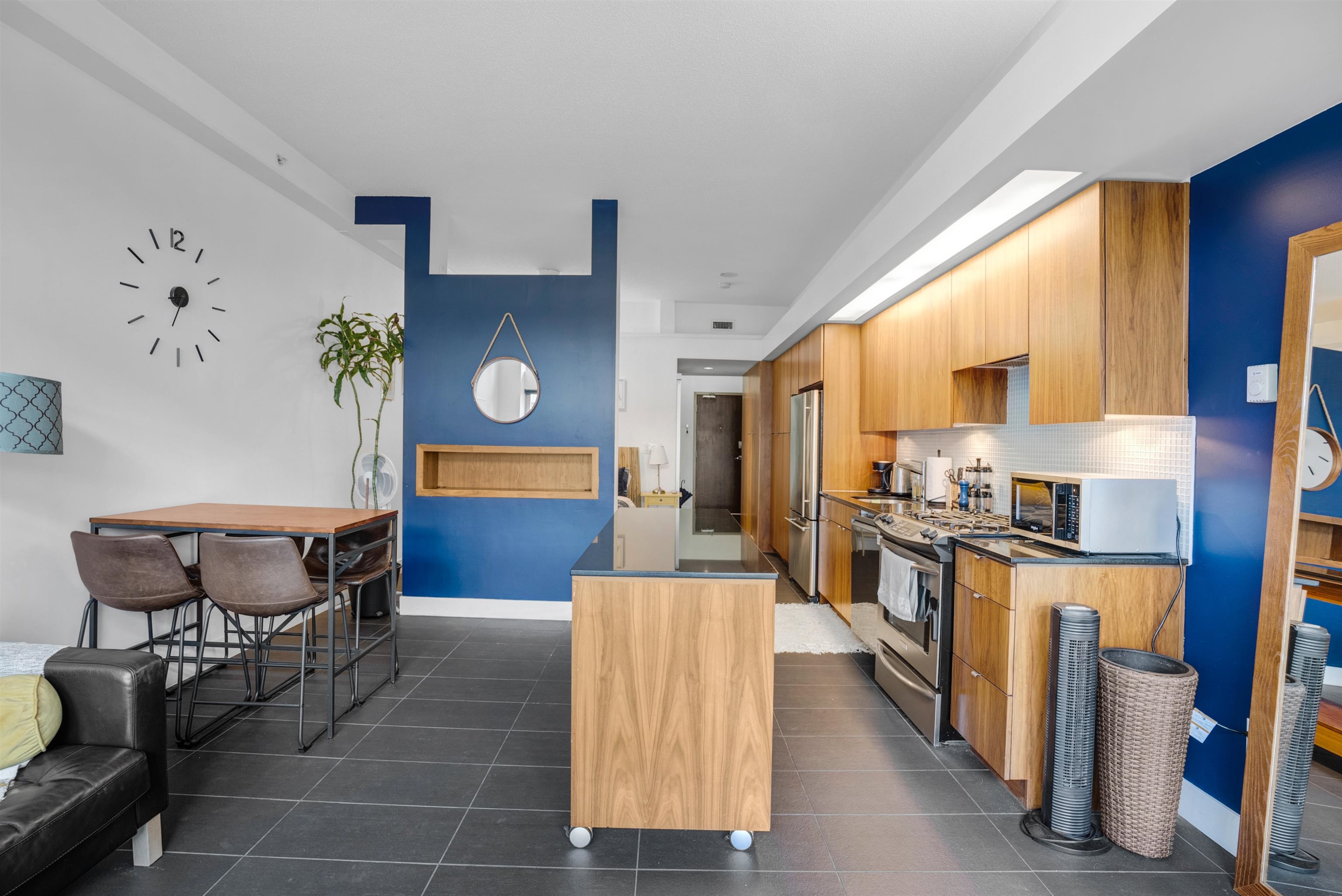 309 33 W PENDER STREET Unit: 309