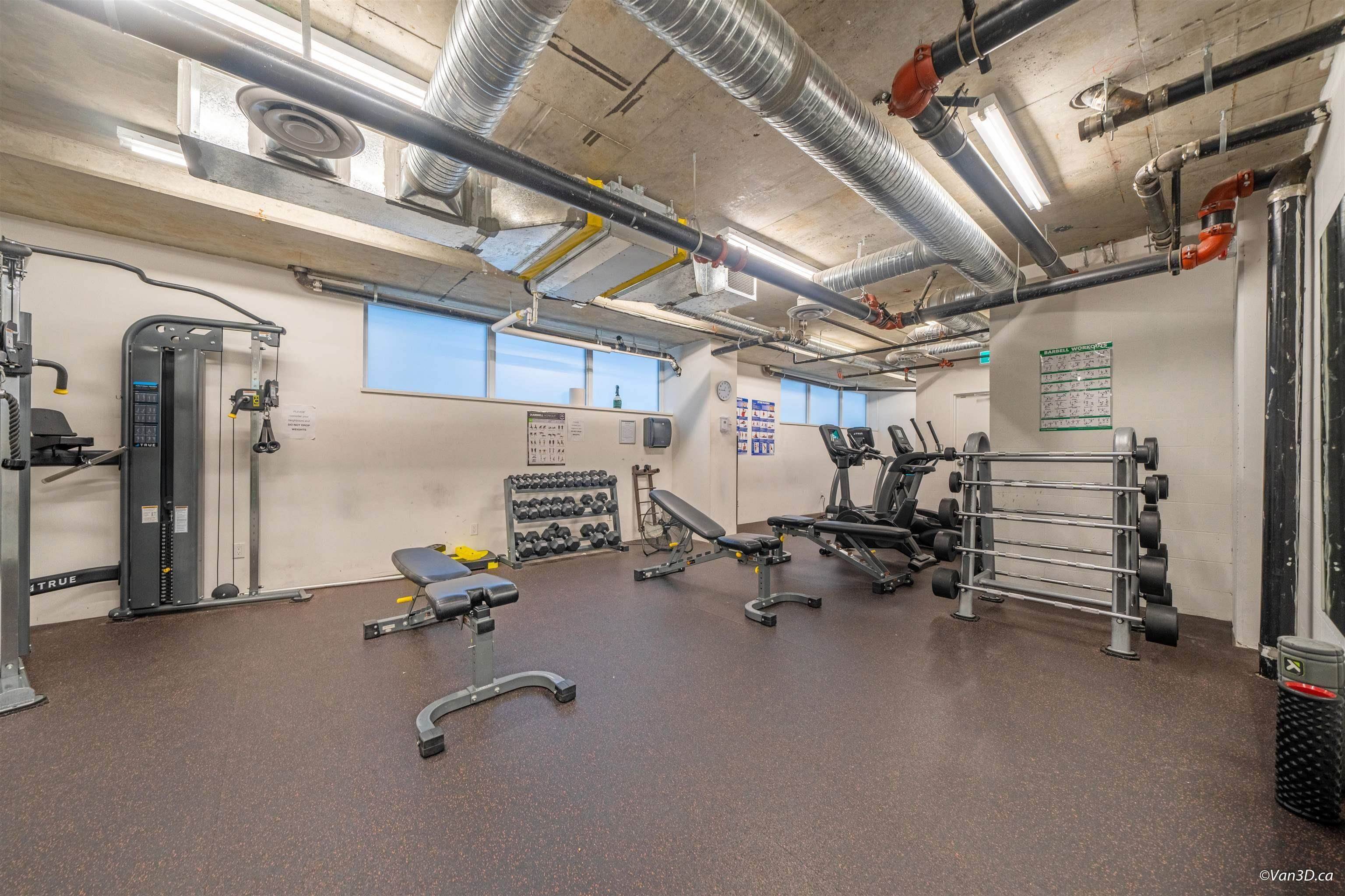 521 311 E 6 AVENUE Unit: 521