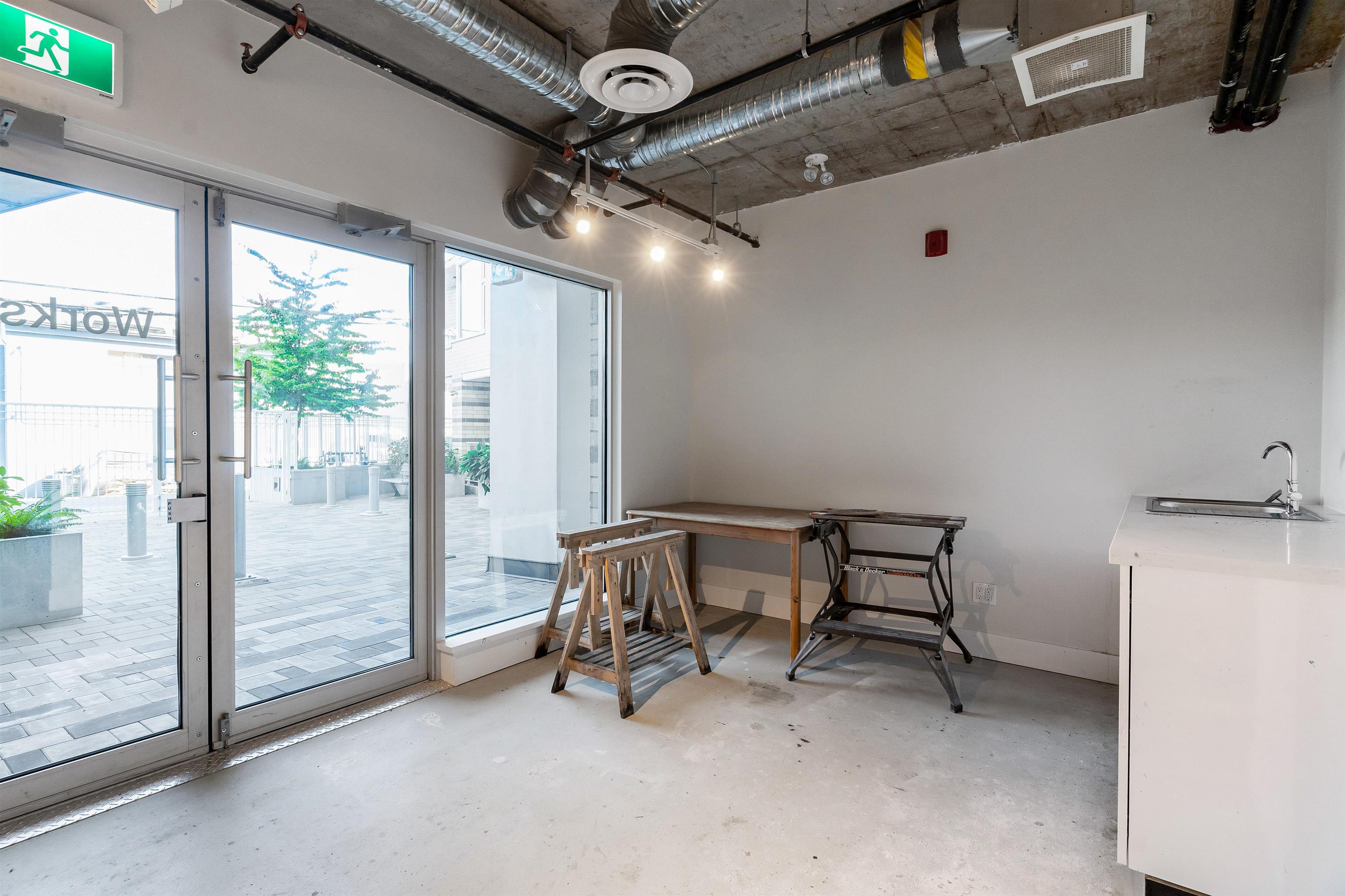 521 311 E 6 AVENUE Unit: 521