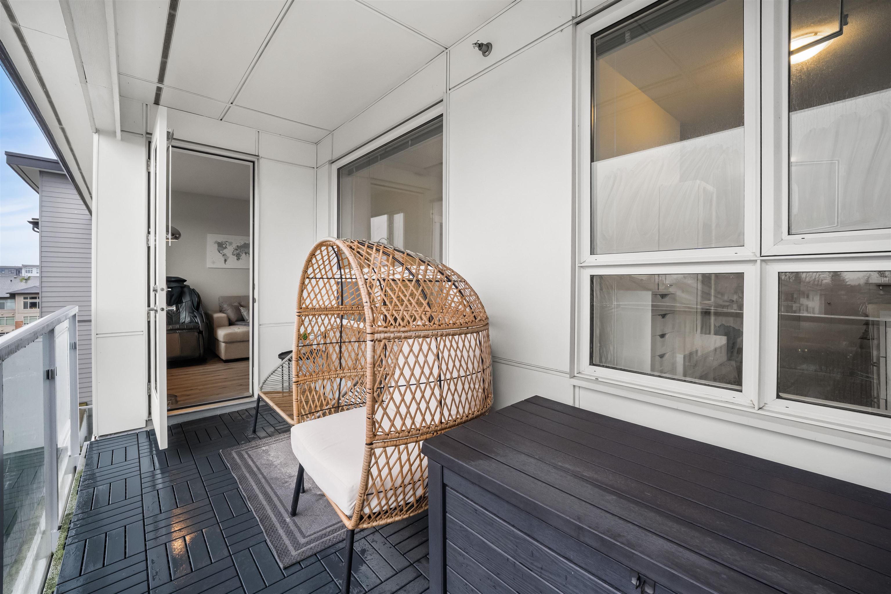 511 9233 ODLIN ROAD Unit: 511