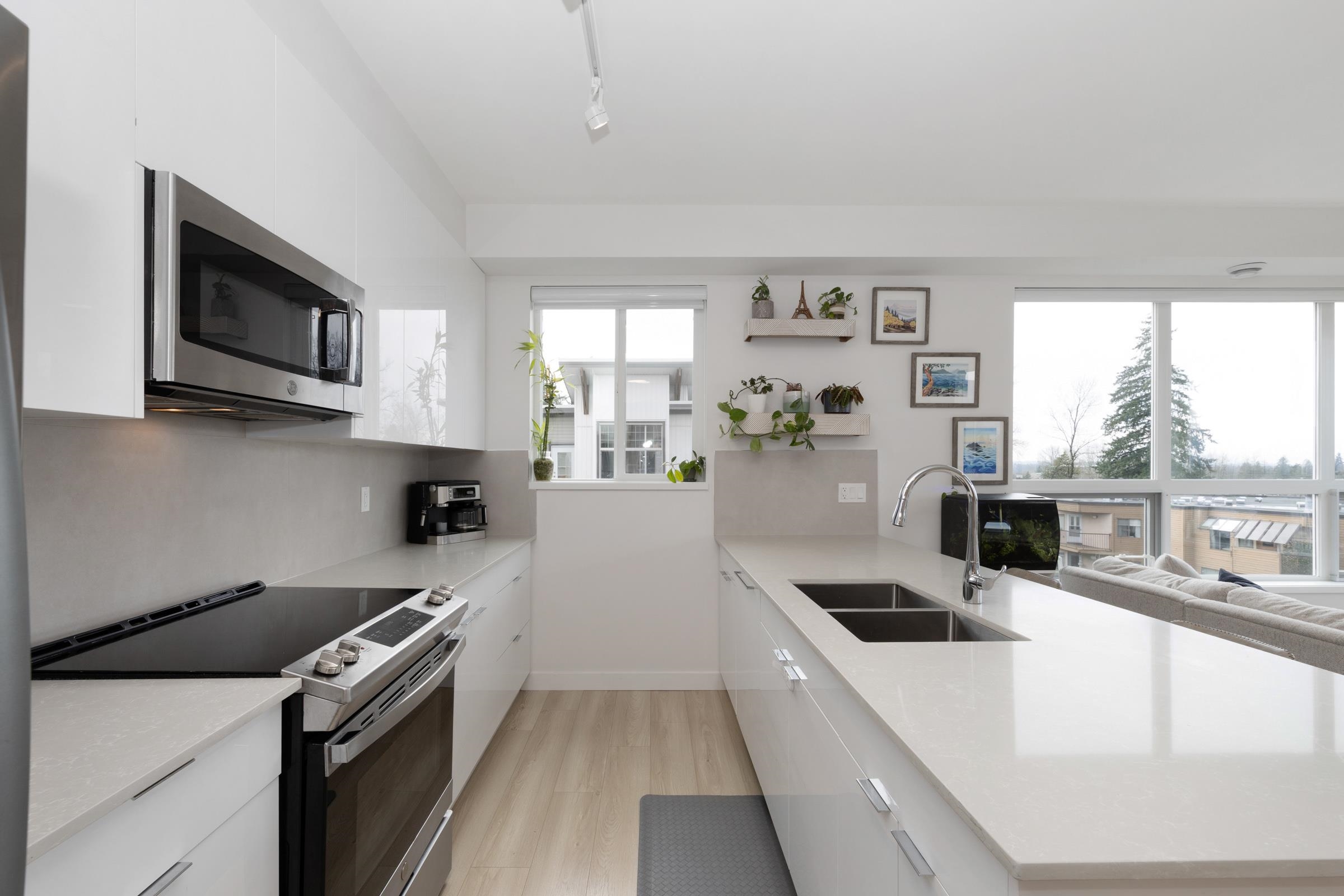 406 11913 BURNETT STREET Unit: 406