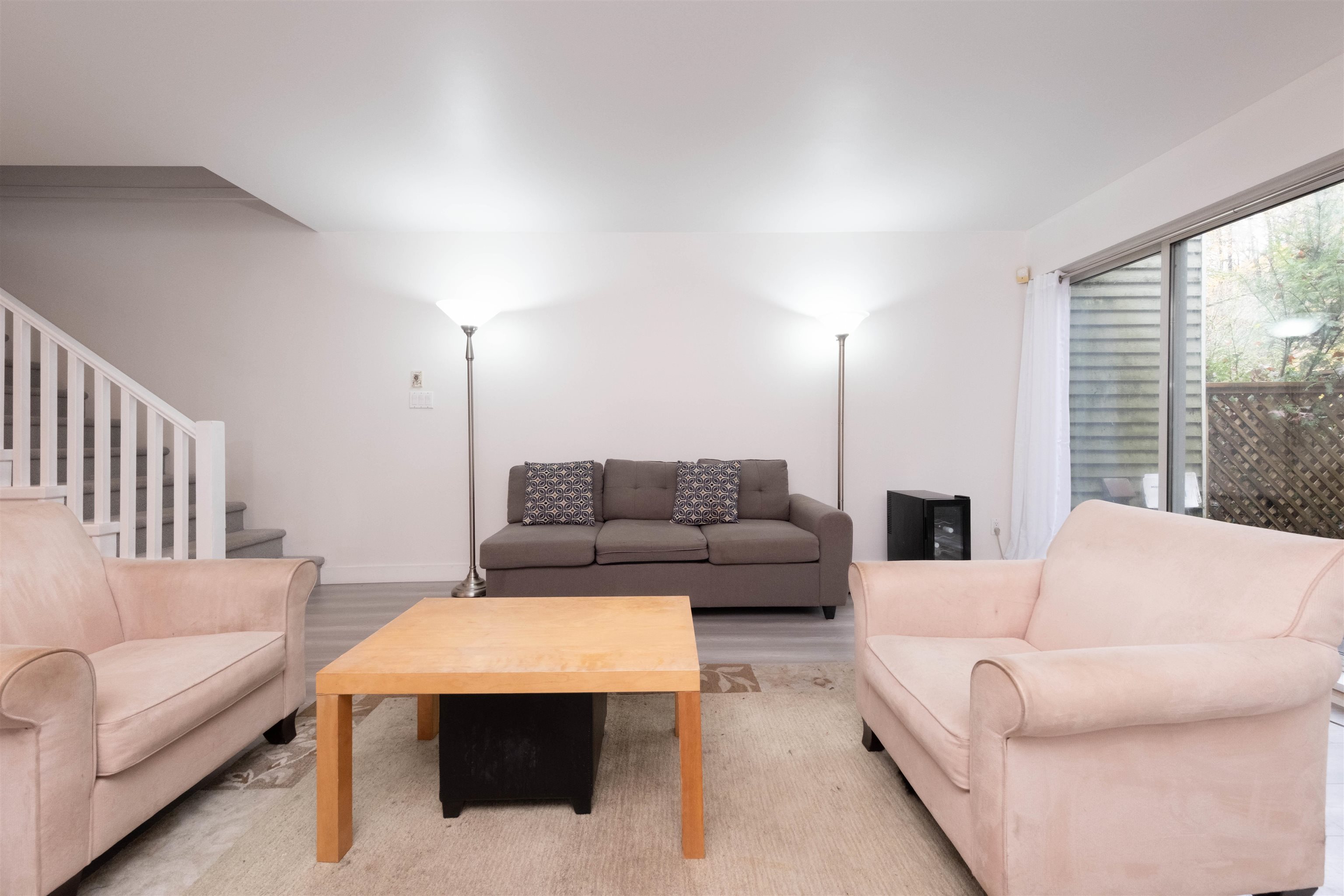 3371 FIELDSTONE AVENUE