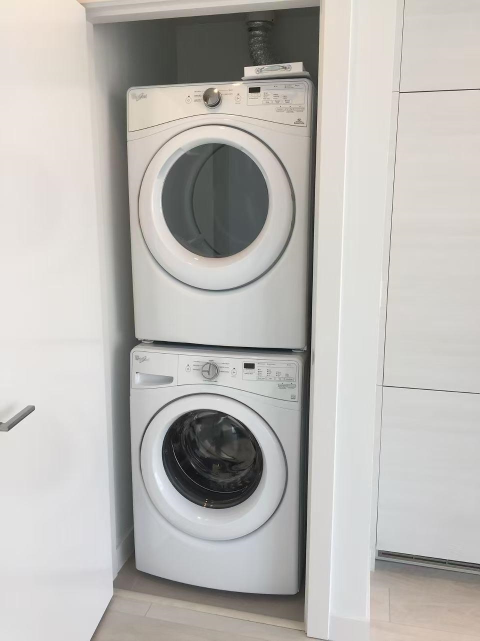 1903 4670 ASSEMBLY WAY Unit: 1903