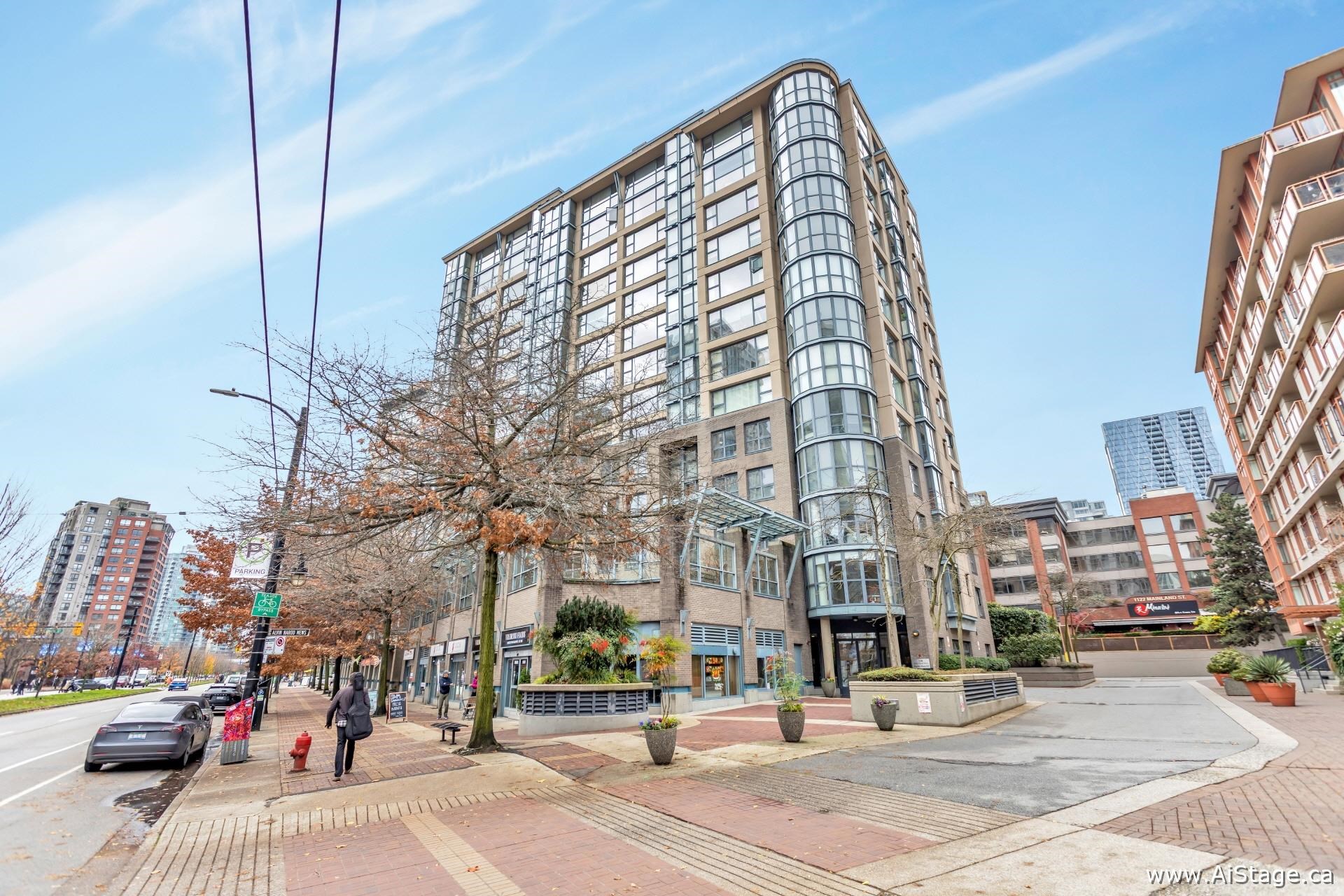 905 238 ALVIN NAROD MEWS Unit: 905