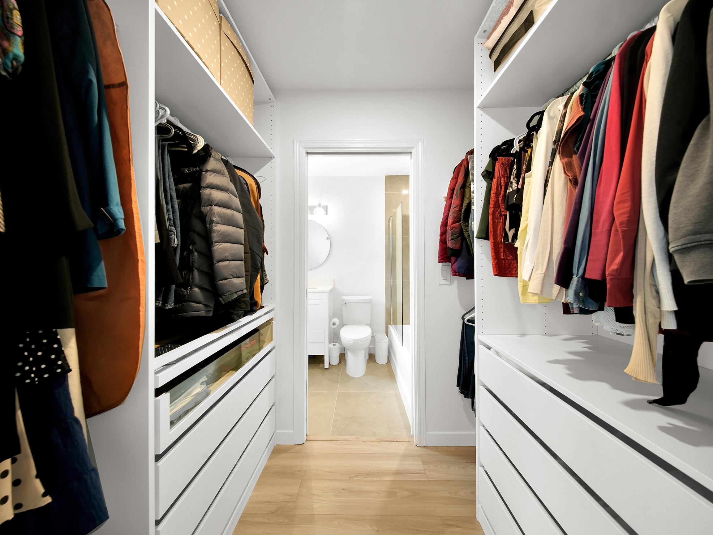 16 838 TOBRUCK AVENUE Unit: 16