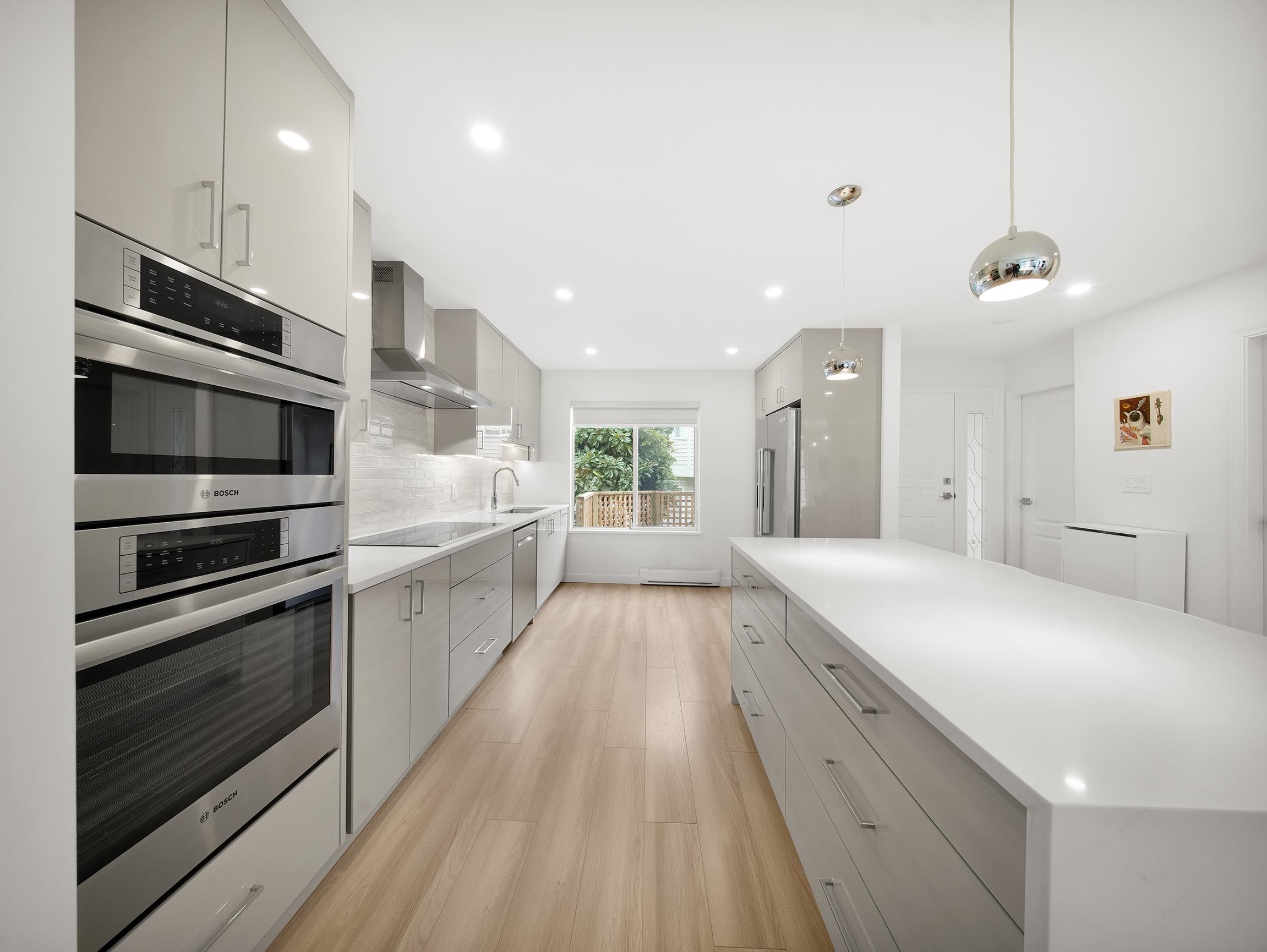 16 838 TOBRUCK AVENUE Unit: 16