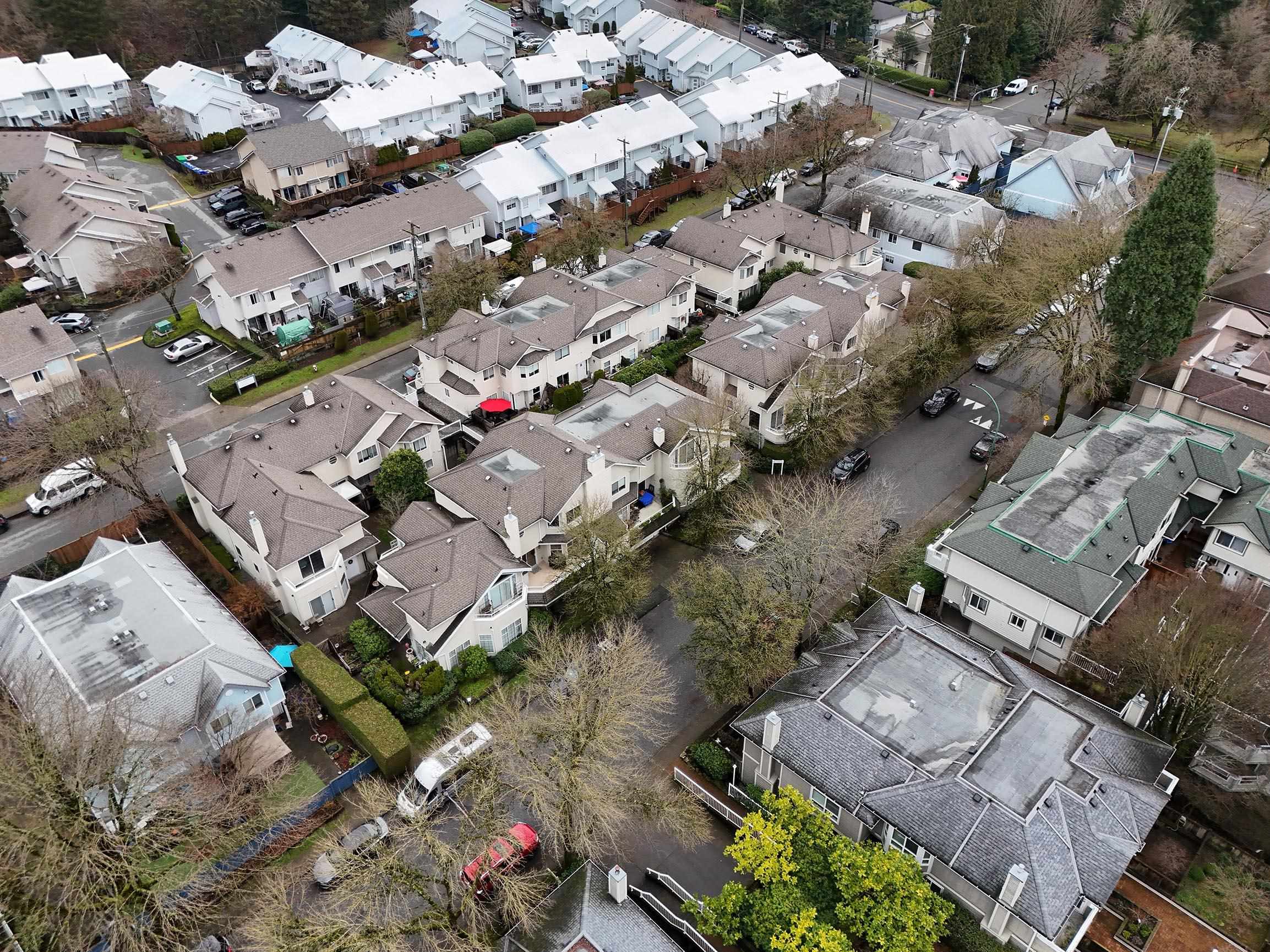 16 838 TOBRUCK AVENUE Unit: 16