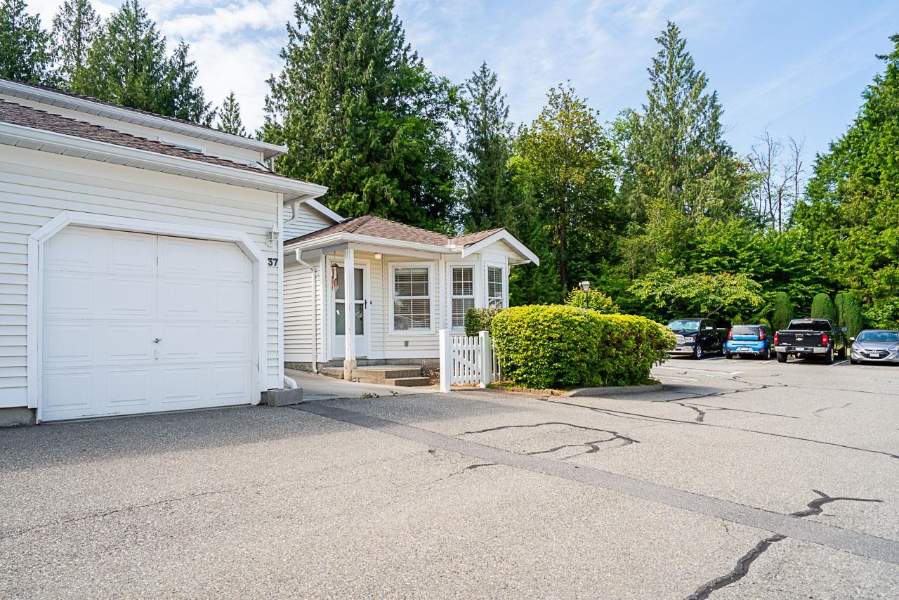 37 6537 138 STREET Unit: 37